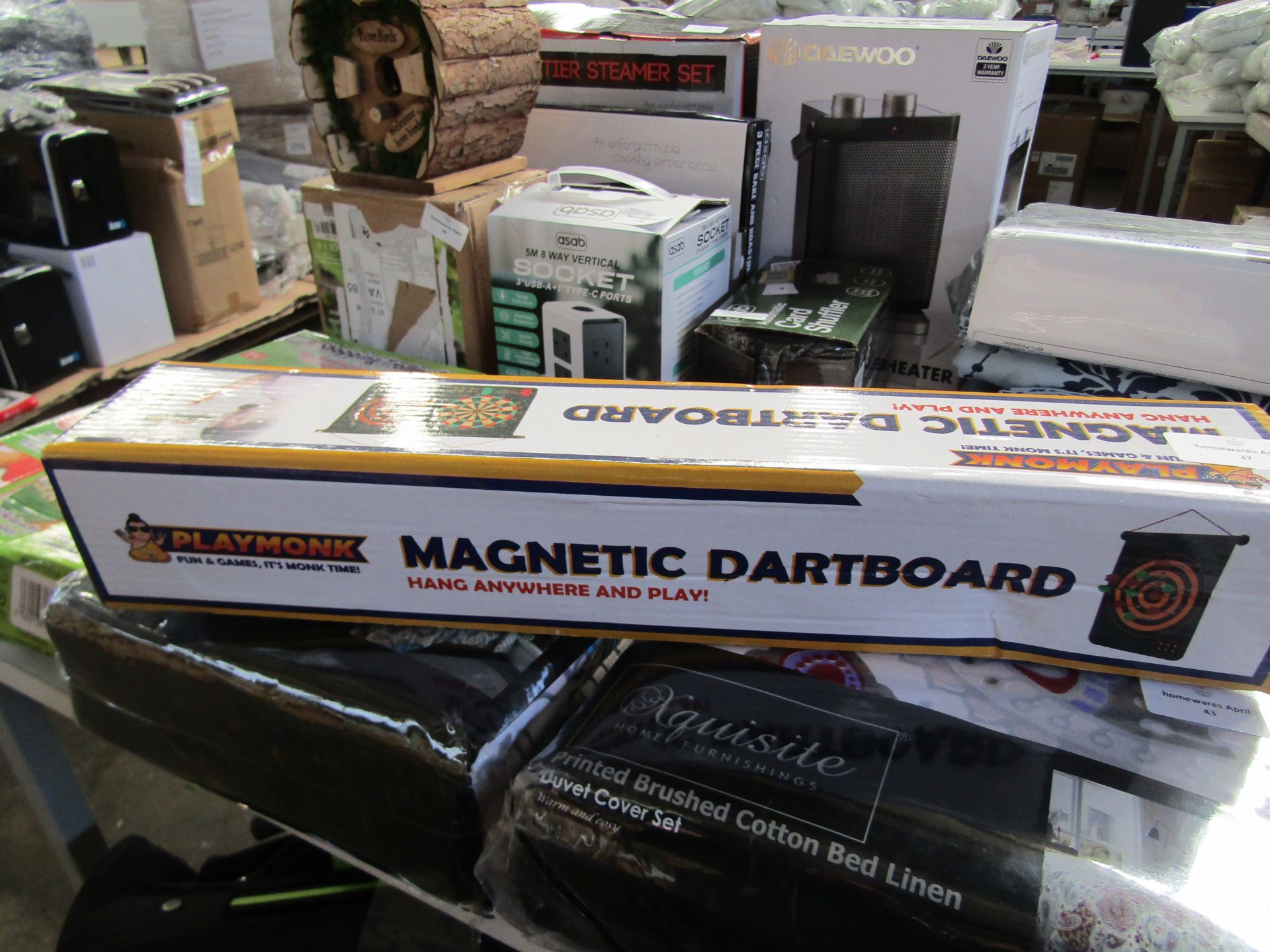 Playmonk - Magnetic Dartboard - Boxed.