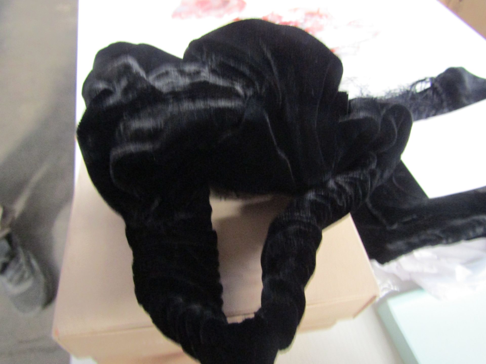 Of The Bea Headband Beatrice Jenkins Black Velvet RRP 75About the Product(s)Drawing on the beauty of