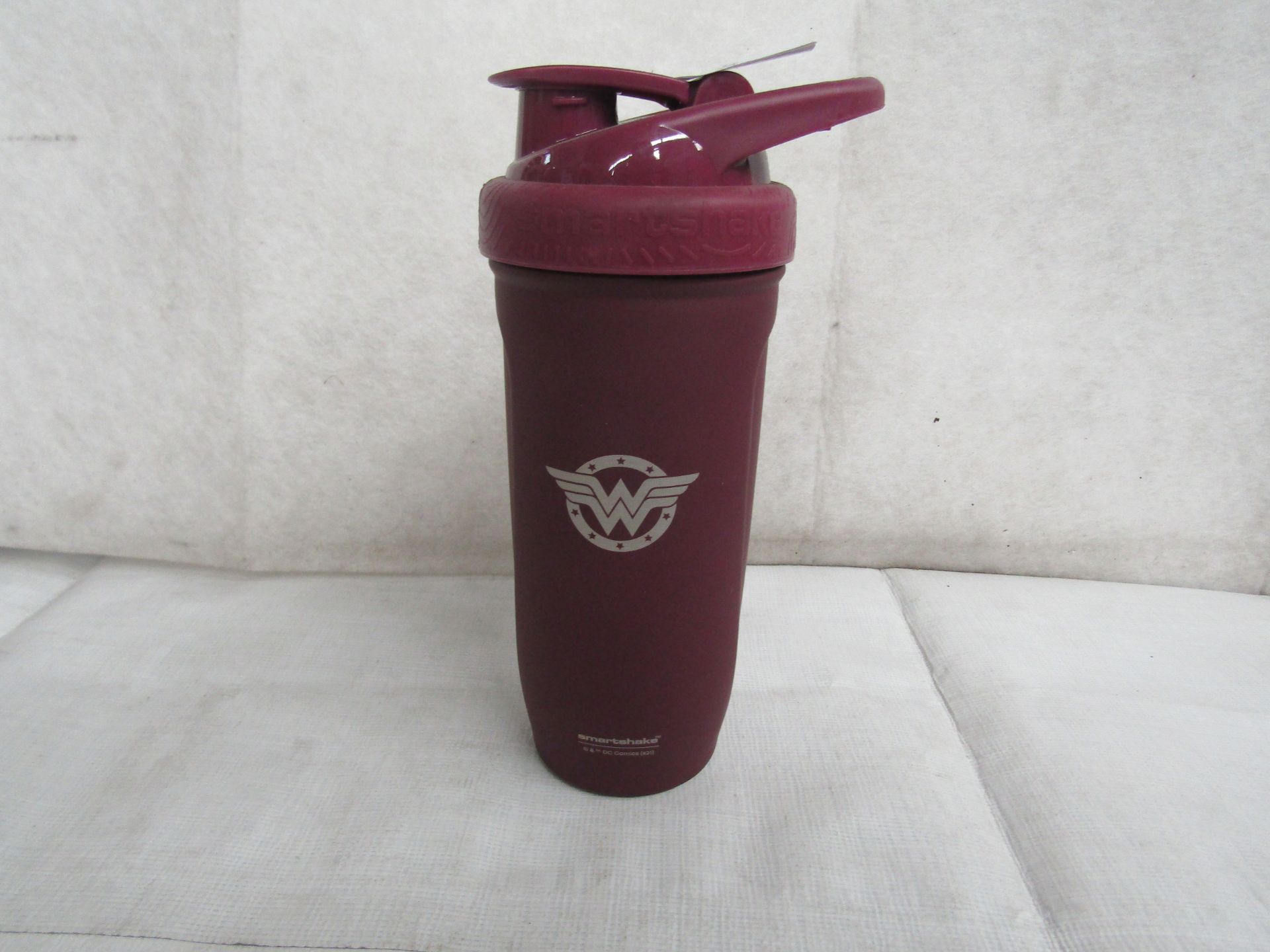 SmartShake - DC Wonderwomen Protein Shaker Bottle 700ml - Unused.