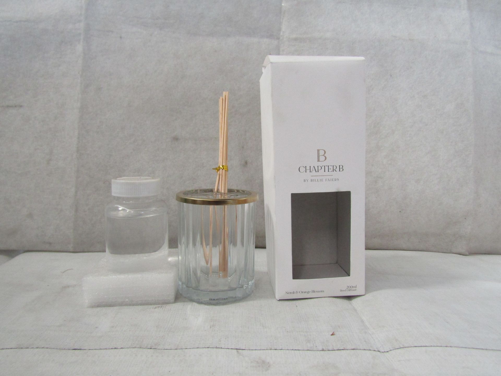 2X ChapterB - Ribbed Glass Diffuser With Decorative Lid - New & Boxed.