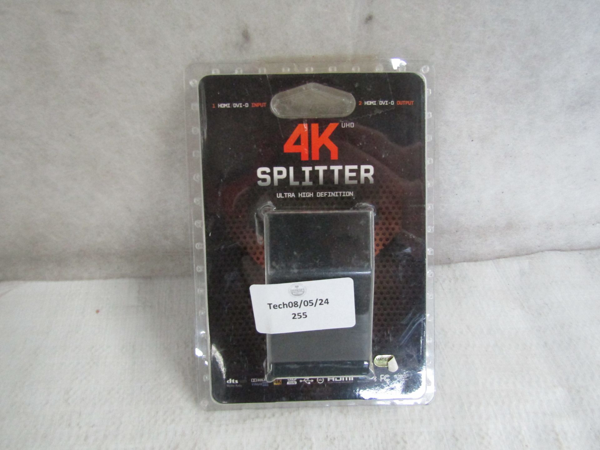 4K UHD Splitter, Unchecked & Packaged.