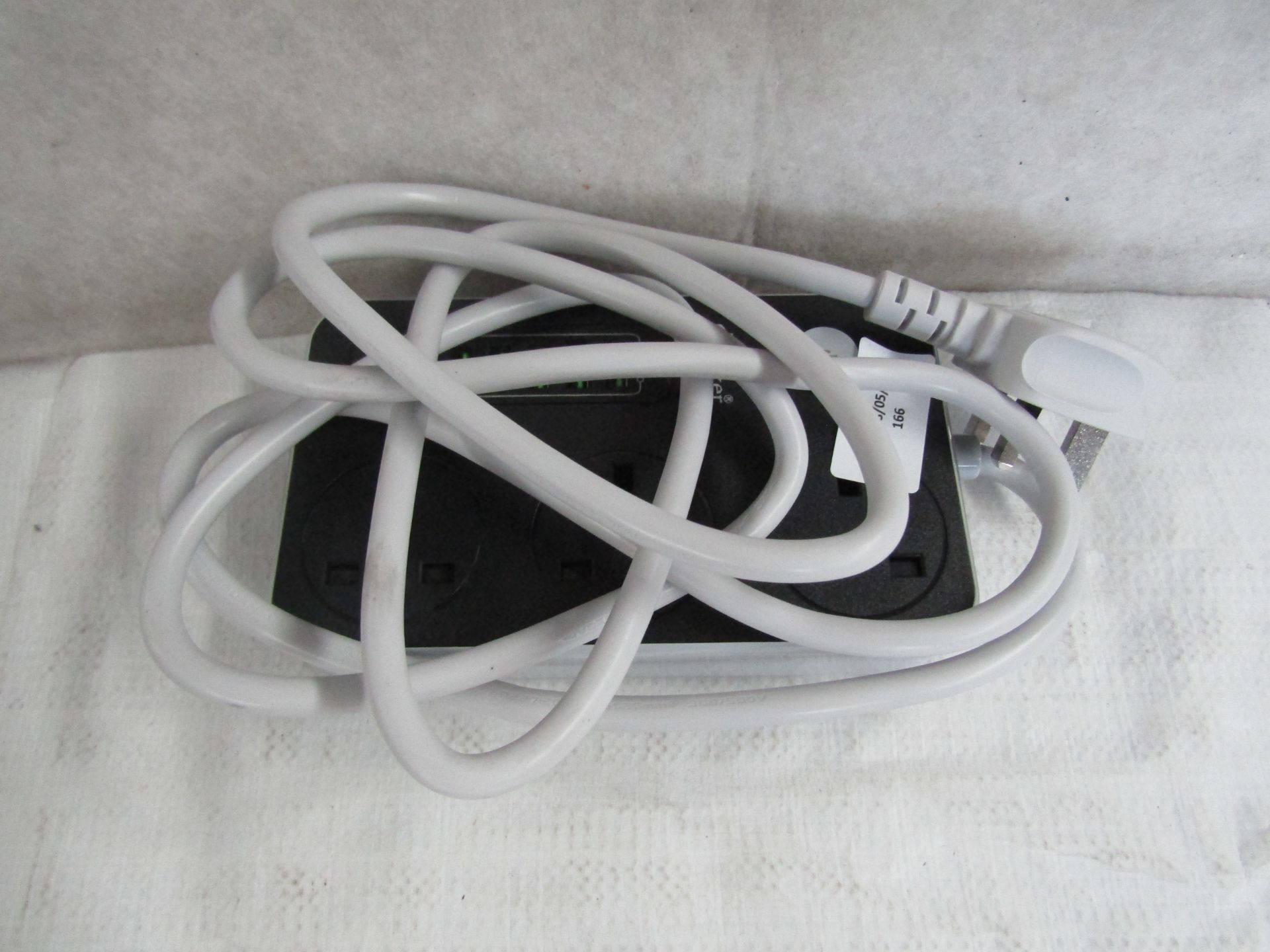 Hulker 3-Gang Extention Lead With 6 USB Ports - Untested & Unpackaged.