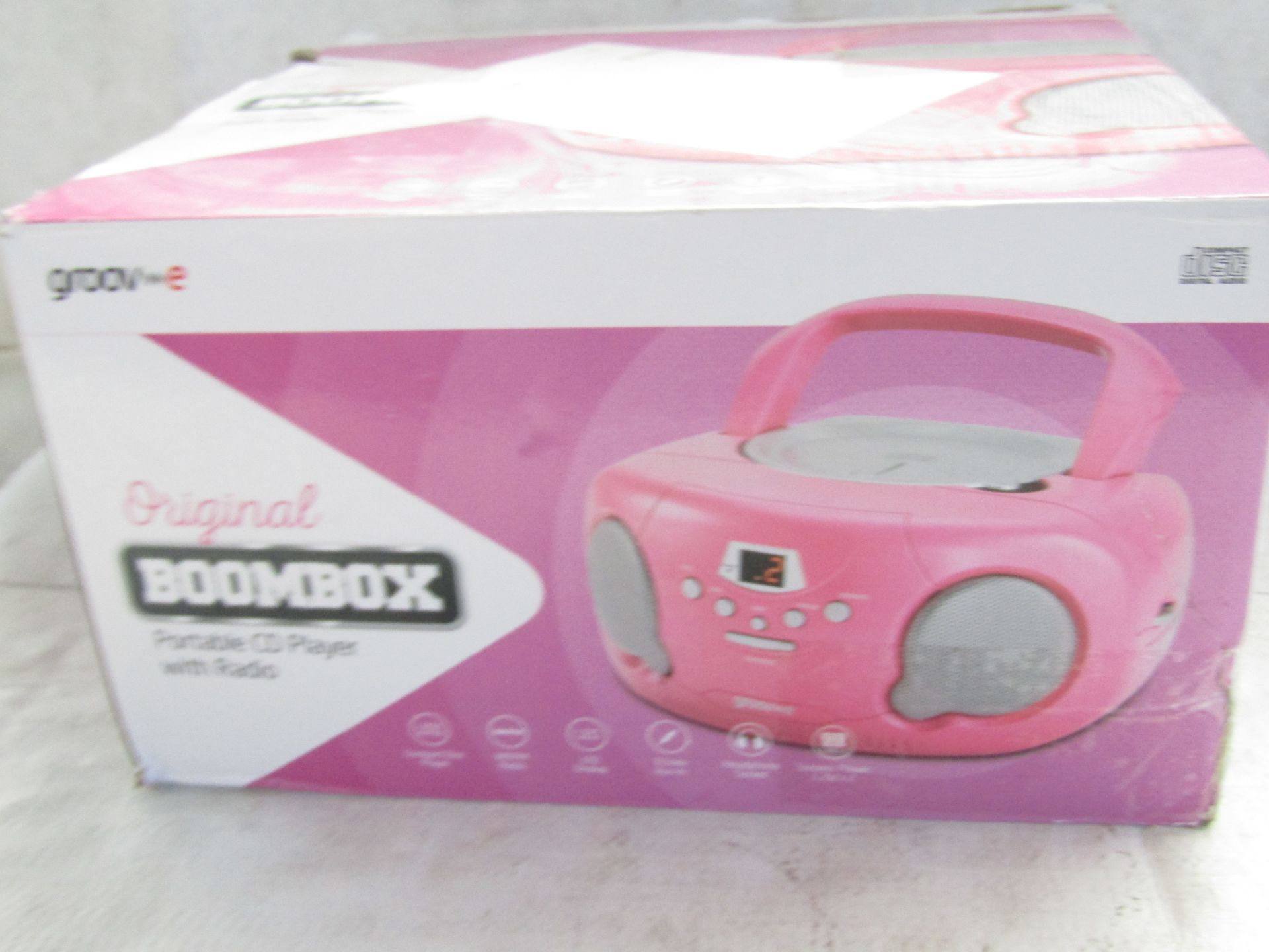 Groove Boombox Portable CD Player With Radio, Pink - Unchecked & Boxed.