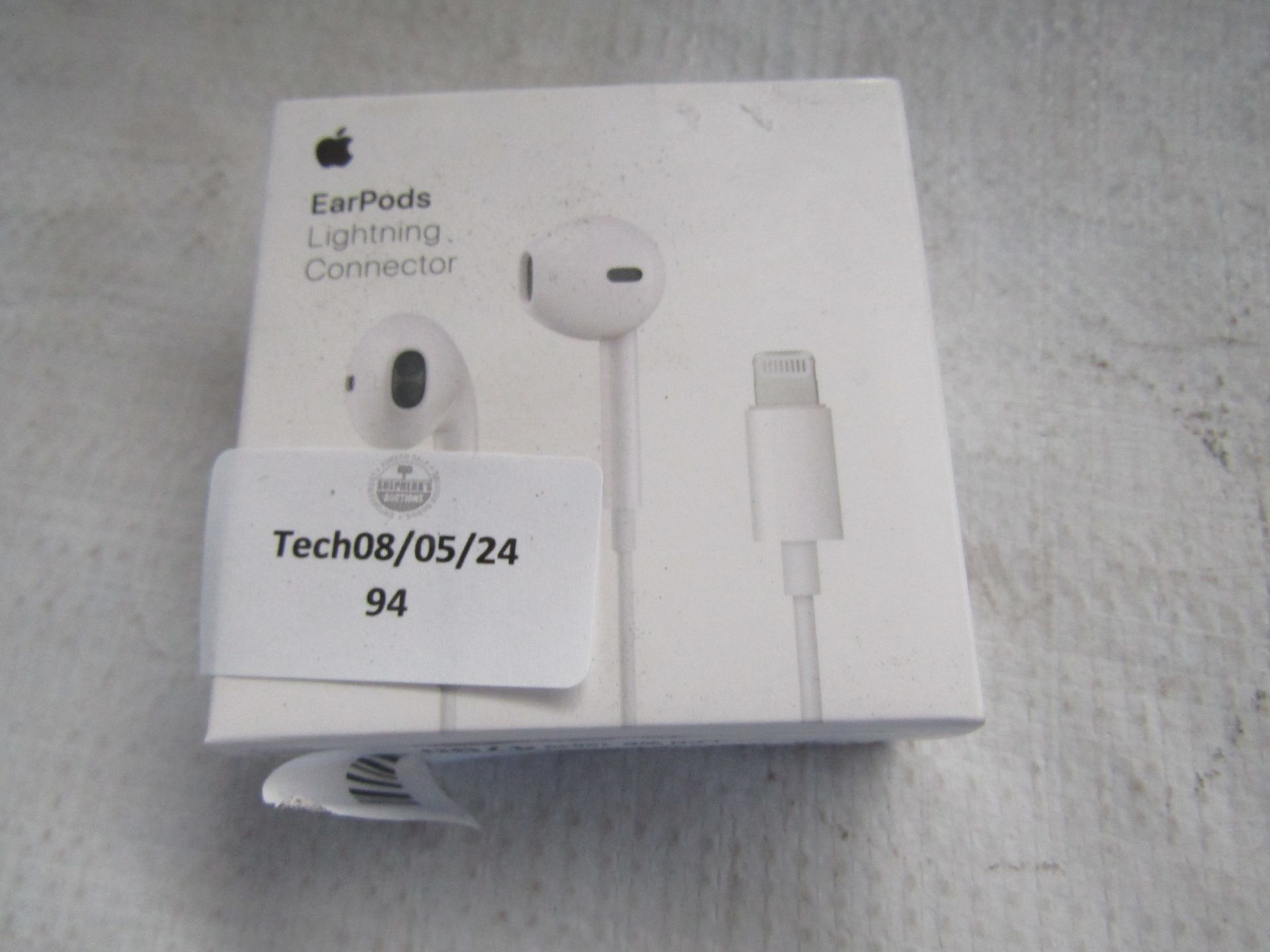 2x Iphone Ear Pods, Lightning Connector, Unchecked & Boxed.