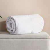 Soak & Sleep Recycle Down Duvet Superking 9 Tog RRP 200 About the Product(s) Here's a down-rich