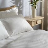 Soak & Sleep 400TC Egyptian Cotton Stripe-King Fitted Sheet (40cm)- White RRP 38 About the Product(