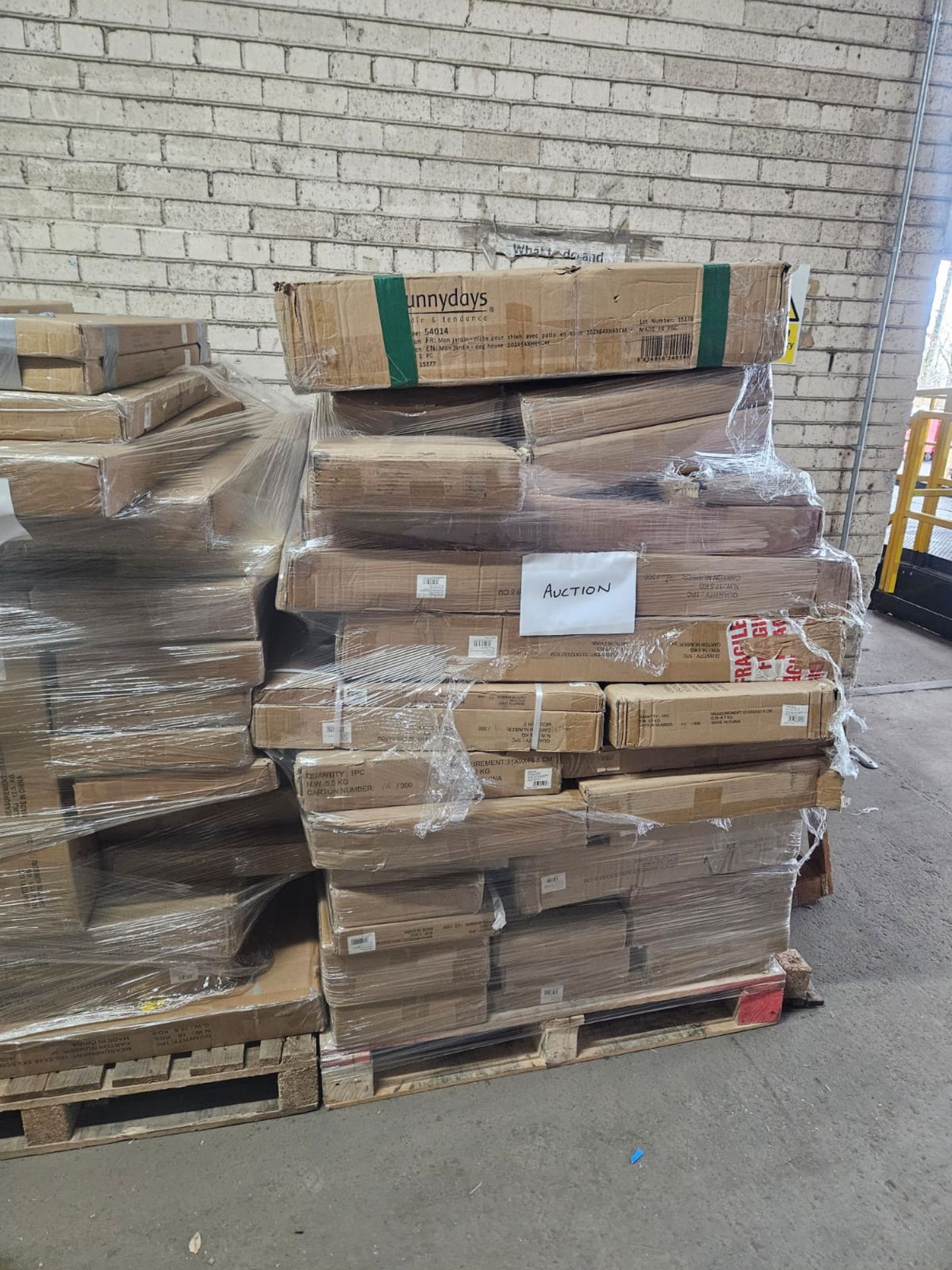 25x pallets of Unmanifested returns from a online retailer, these are raw and will be in a variety - Image 5 of 25