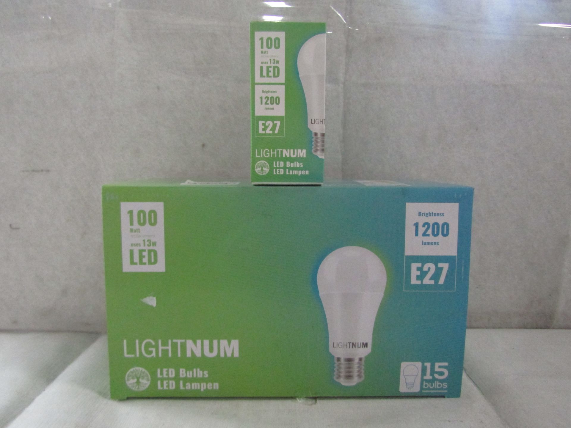 10X LIGHTNUM - E27 1200 Lumen LED Light Bulbs - Pack of 15 - New & Boxed.