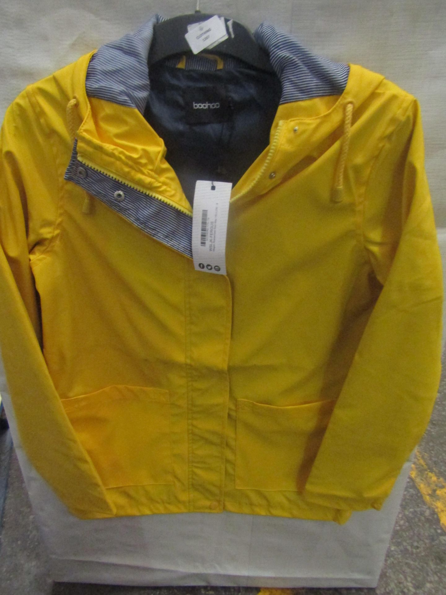 BooHoo Ladies Jacket Yellow Size 8 New With Tags