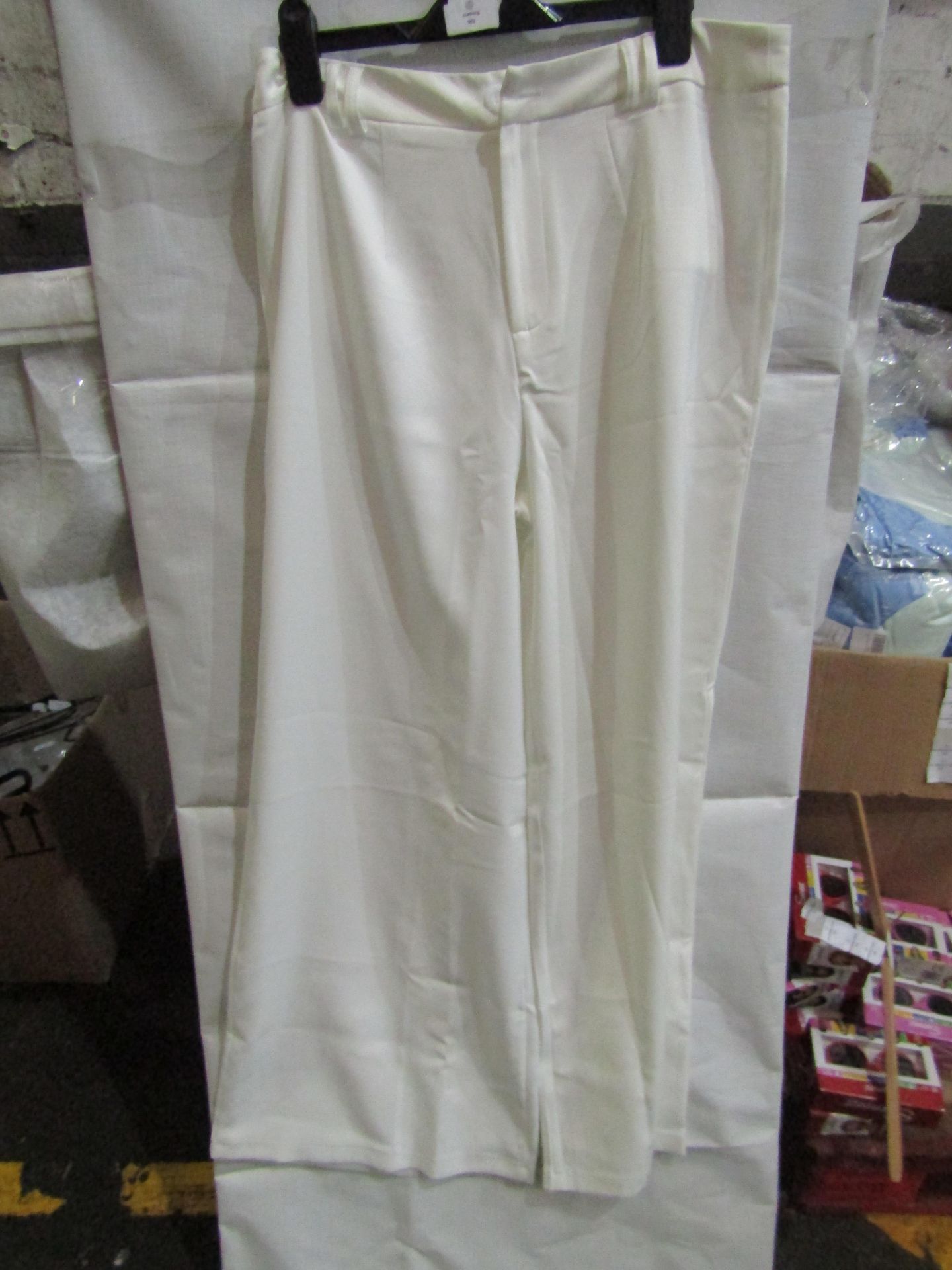 3 X PrettyLittleThing White Woven Double Belt Loop Suit Trousers, Size: 8 - New & Packaged.