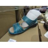 Ladies Sandles, Green, Size Uk 4E, Unworn & Boxed.