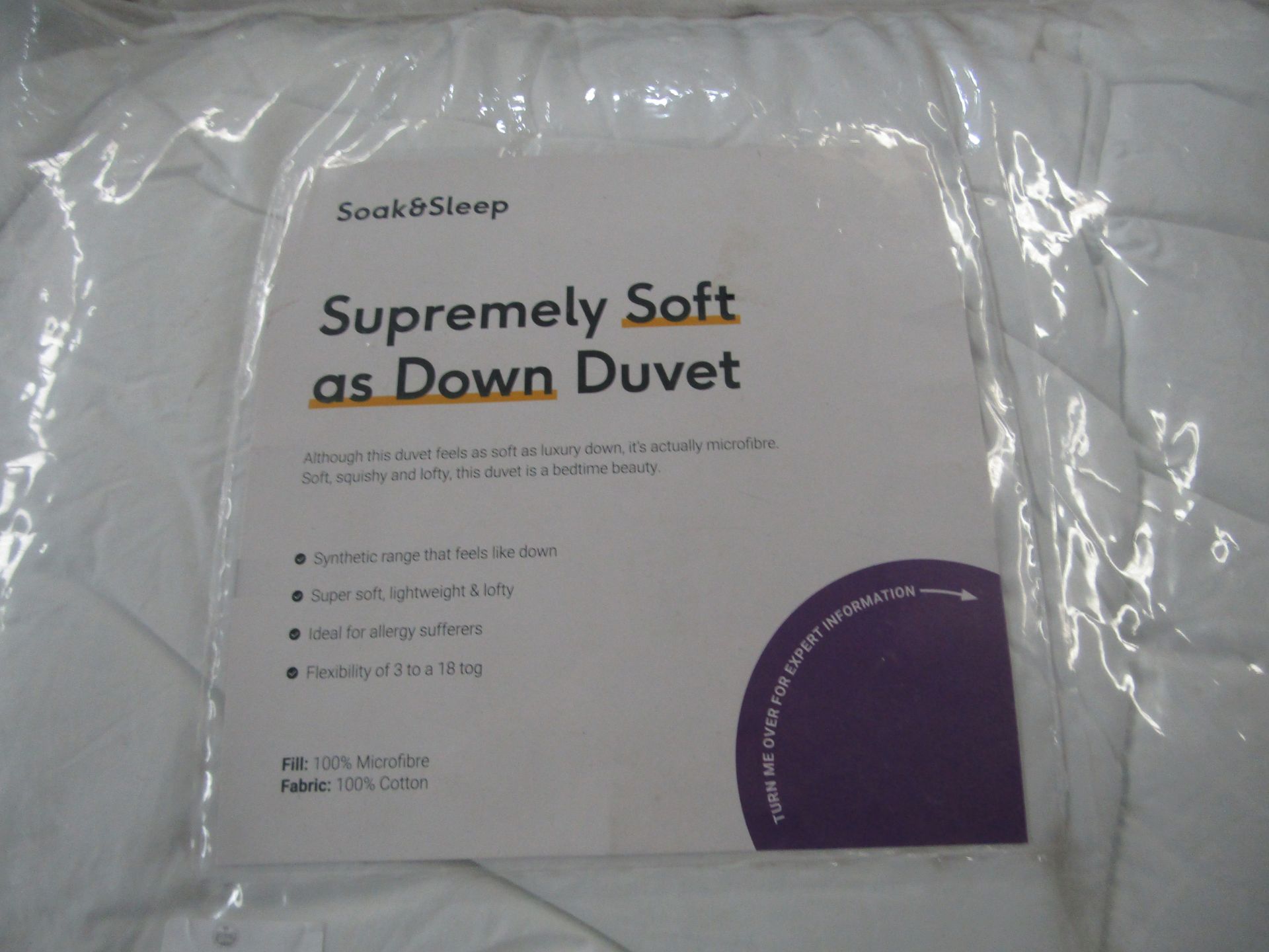 Soak & Sleep Soak & Sleep 13.5 Tog Soft As Down Microfibre King Duvet RRP 90 Enjoy the luxurious - Image 2 of 2