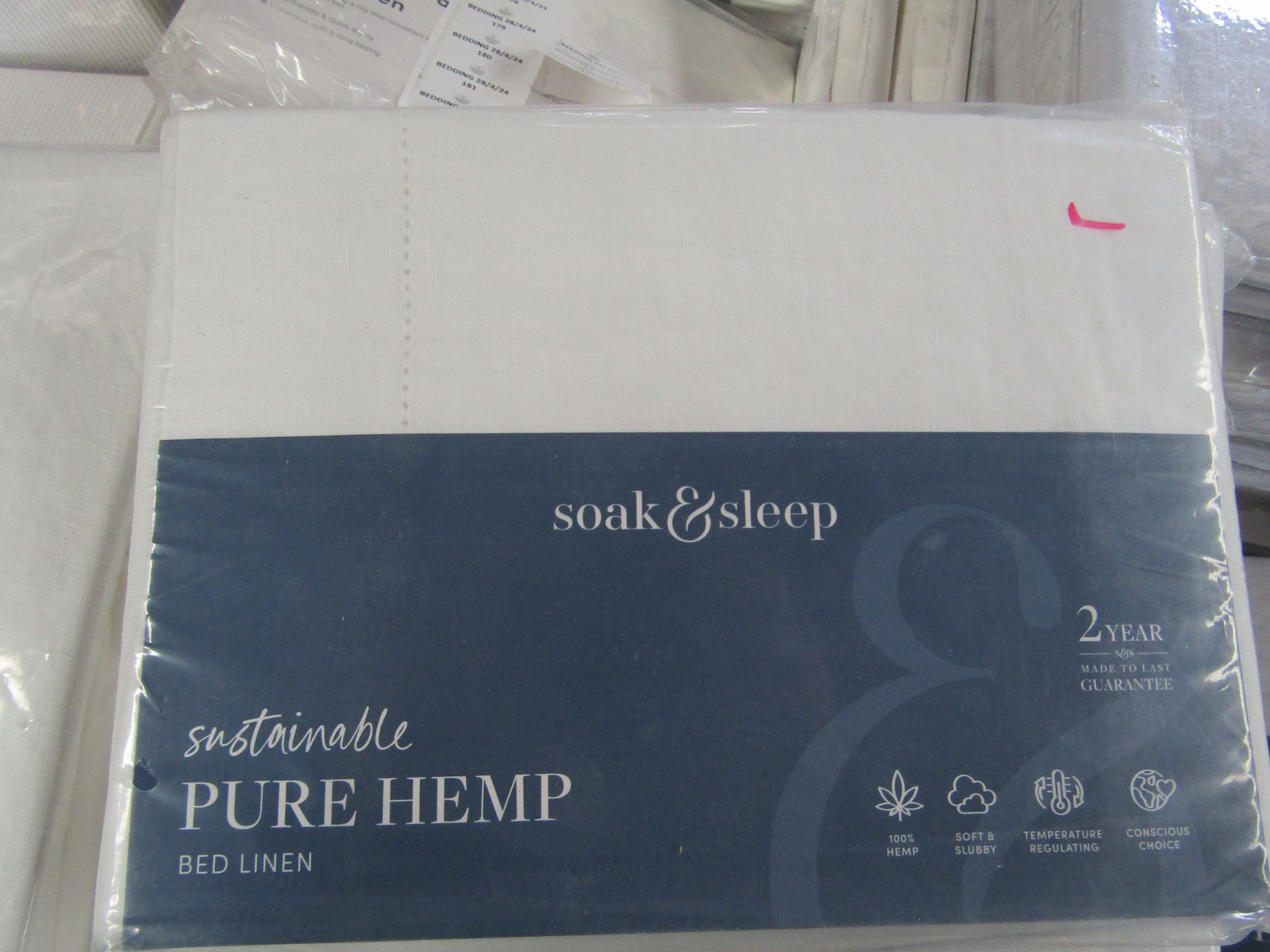 Soak & Sleep Soak & Sleep Chalk Pure Hemp Superking Oxford Pillowcase Pair RRP 36Soft, smooth and - Image 2 of 2