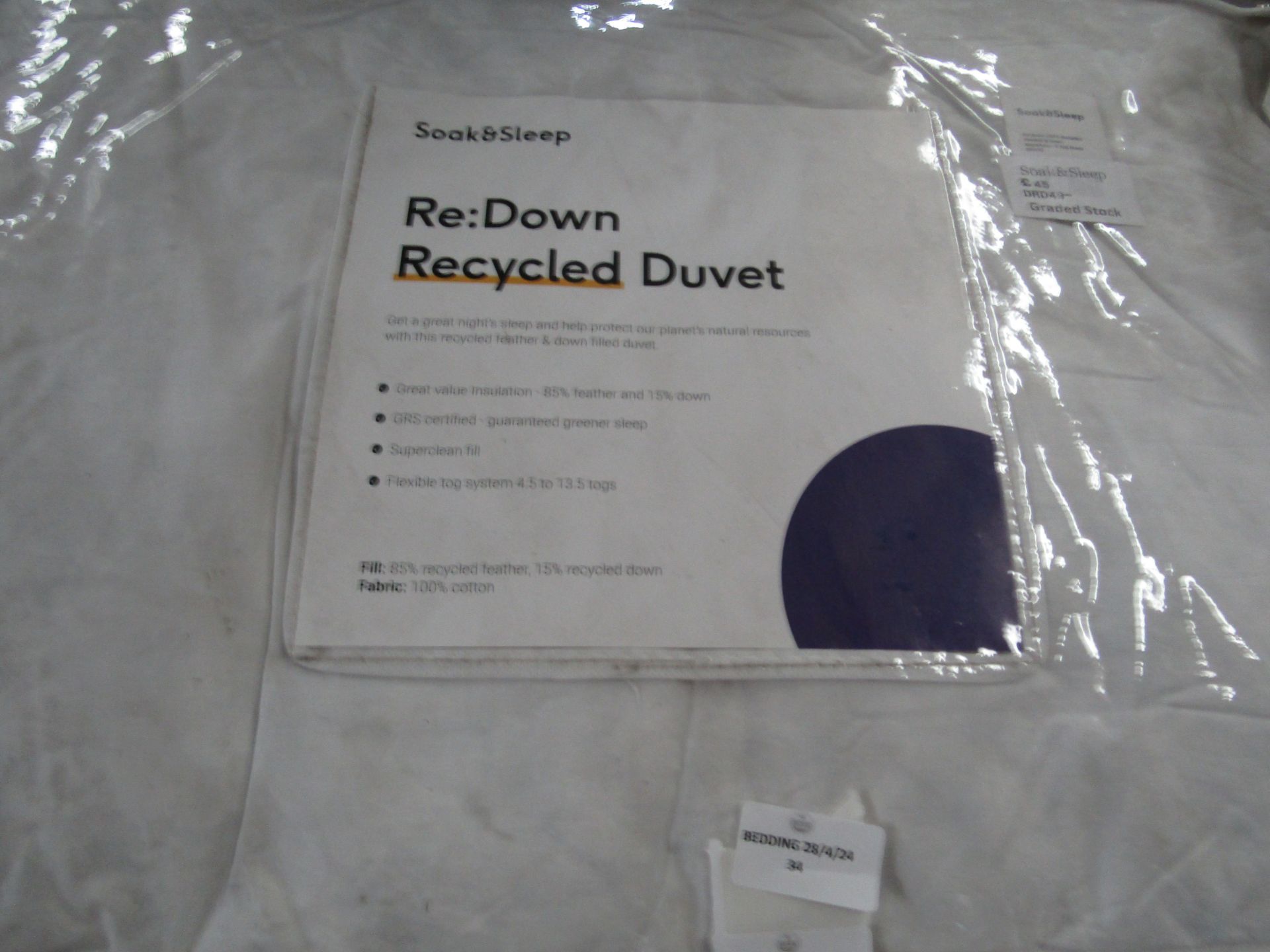 Soak & Sleep Recycle Down Duvet Superking 9 Tog RRP 200 Here's a down-rich duvet made with - Image 2 of 2