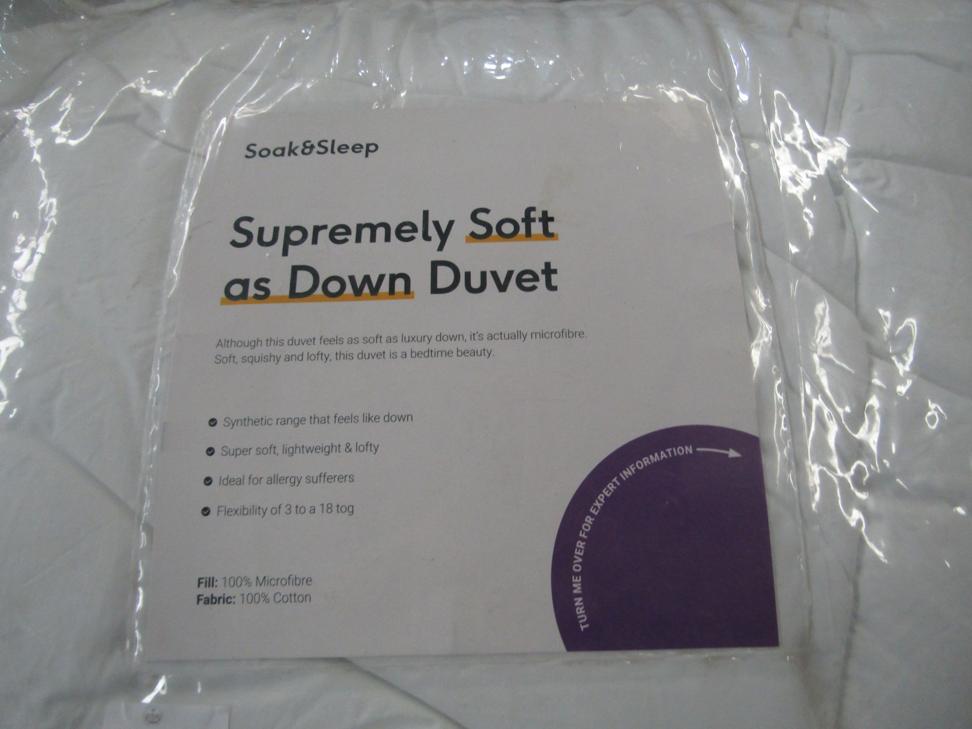 Soak & Sleep Soak & Sleep 13.5 Tog Soft As Down Microfibre King Duvet RRP 90 Enjoy the luxurious - Image 2 of 2