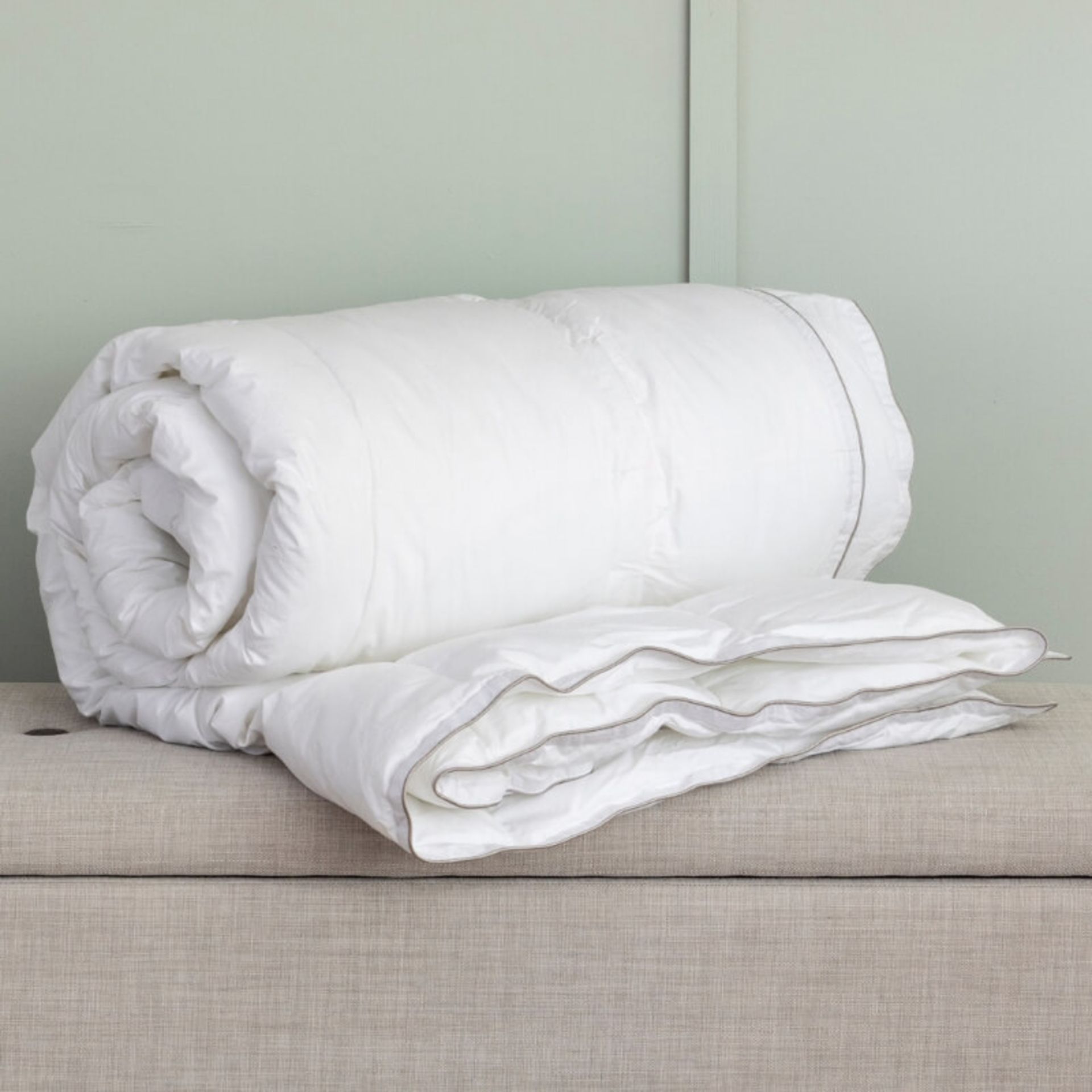 Soak & Sleep Soak & Sleep 9 Tog Soft As Down Microfibre King Duvet RRP 68 Enjoy the luxurious