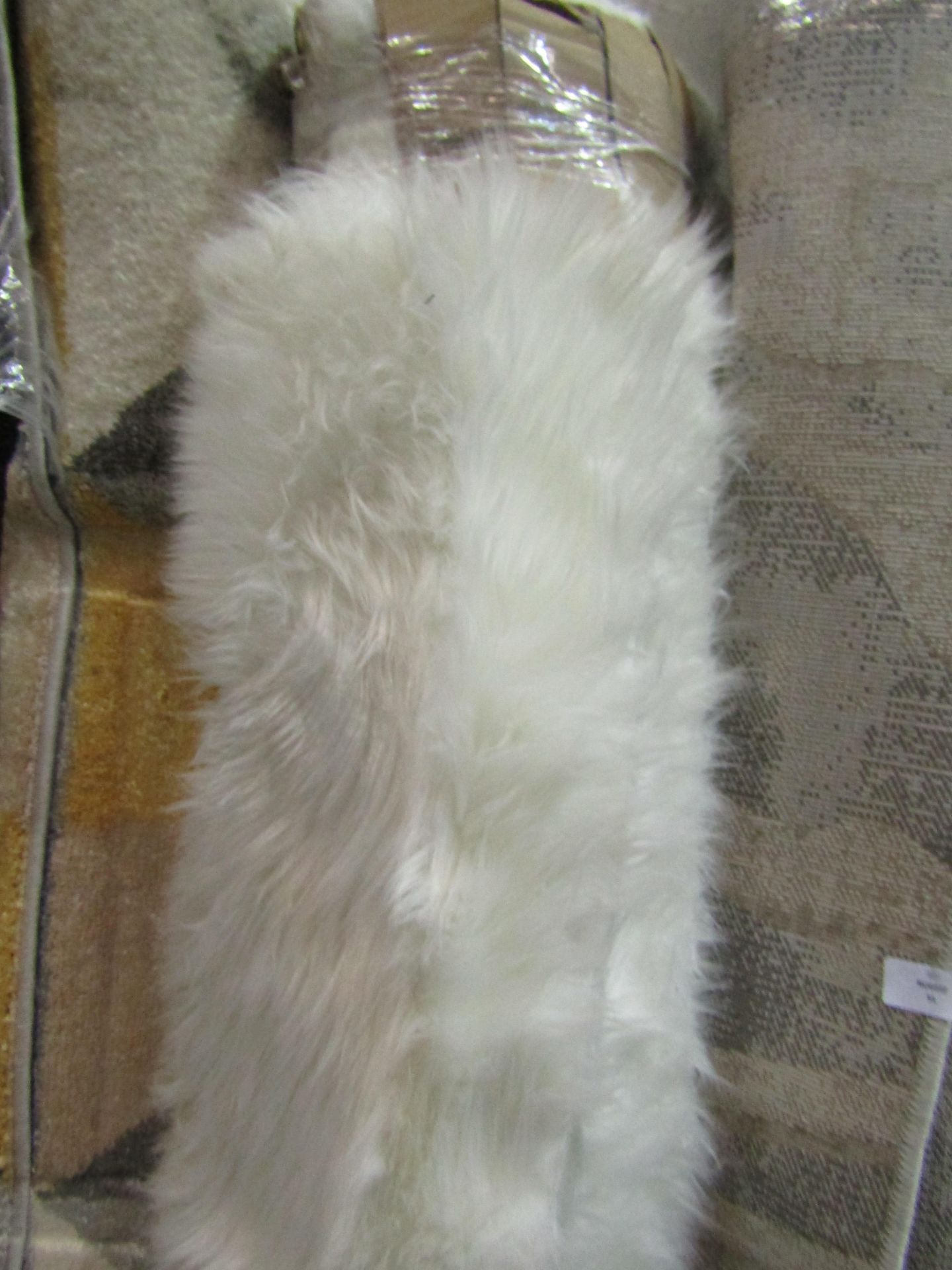 Faux Rug Fur D040 Faux Sheepskin Ivory Rectangle 180X290 RRP 199About the Product(s)Faux Fur D040