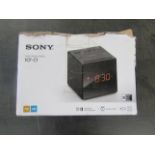 Sony Radio Reveil FM/AM, Model: ICF-C1 - Unchecked & Boxed