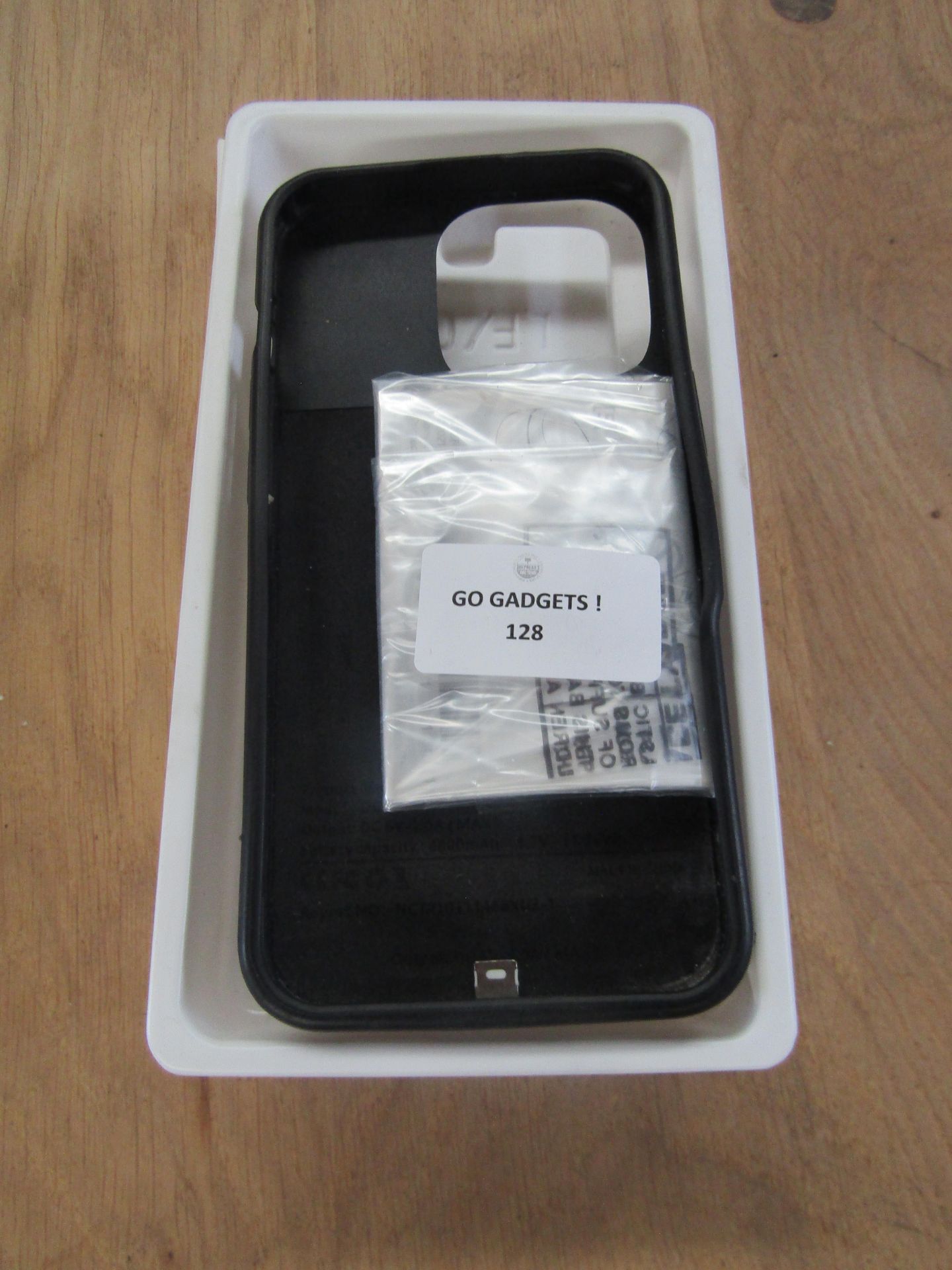 Newdery Phone Battery Case, Unsure For What Phone - Untested & Boxed.