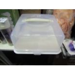 Whitefurze Cake Box, Suitable For Cakes Up To 30cm - No Visible Damage.