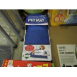 Cooling Pet Mat, Unchecked & Packaged.