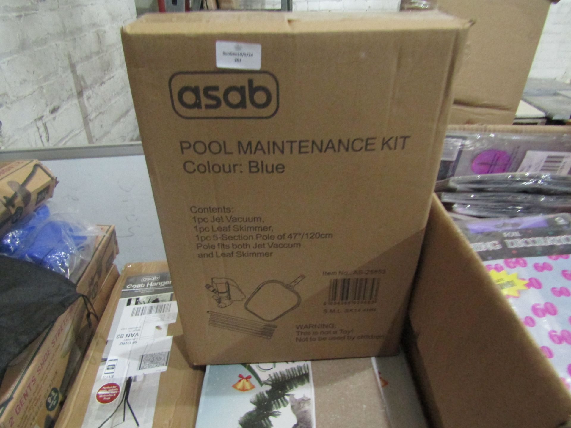 Asab Pool Maintenance Kit, Includes Jet Vacuum, Leaf Skimmer, 5-Section Pole Of 47"/120cm -