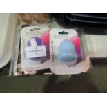 3x Items Being - 1x 2in1 Hot Or Cold Face Mask - 2x Sassy+Chic Blender Sponge - All Looks Unused &