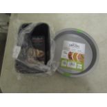 3x Items Being - Wham Air Fry Pack Of 2 18cm Round Tins For Cooking,Baking,Roasting - 2x Small