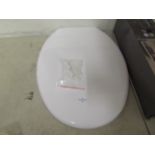 White Plastic Soft Close Toilet Seat With Fixings.