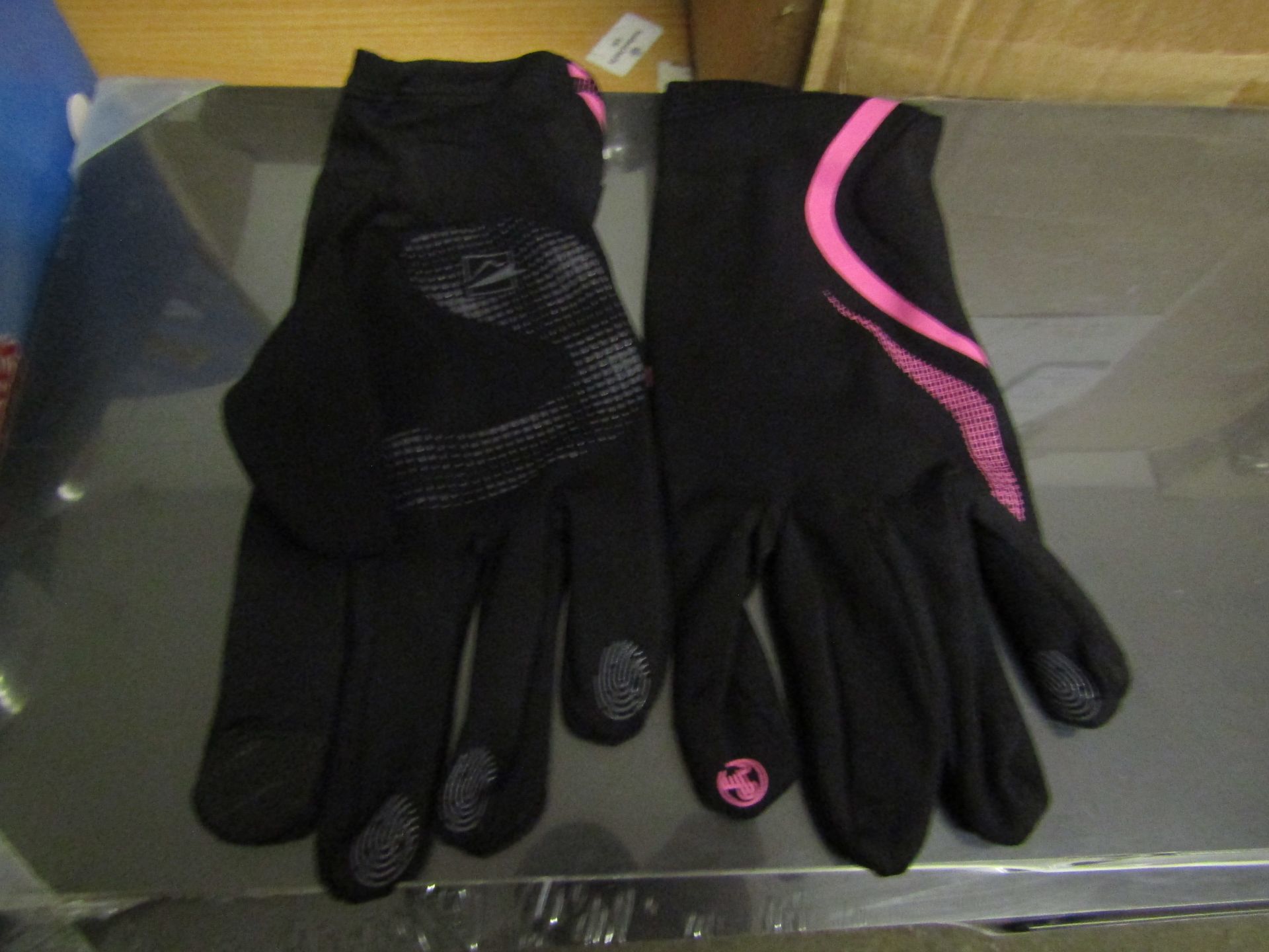 5x Sports gloves with smart phone fore finger, new Black & Pink, size XL