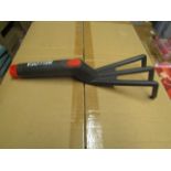 Bellota - Fibre-Glass Hand-Rake - New.