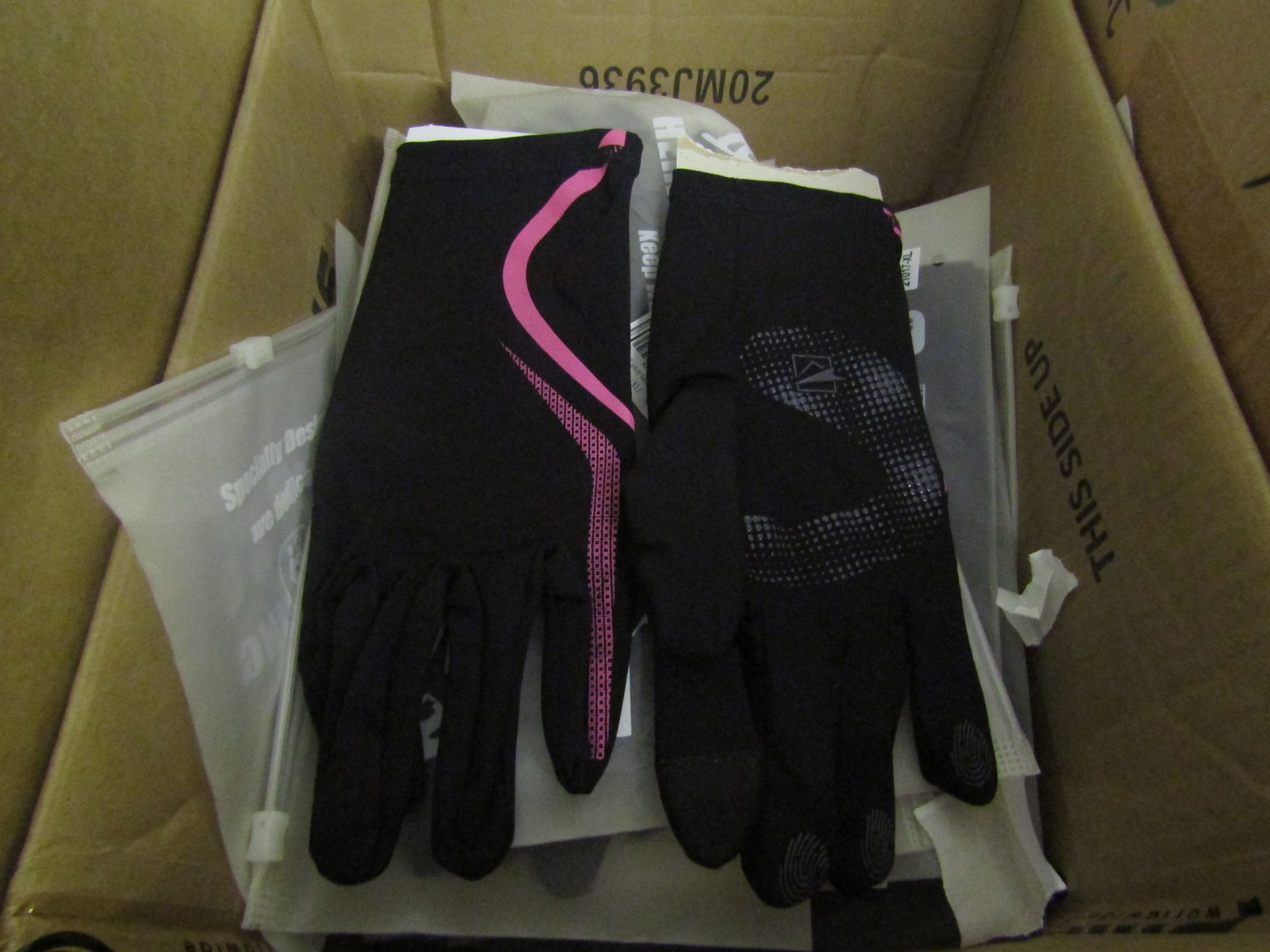 5x Sports gloves with smart phone fore finger, new Black & Pink, size XL