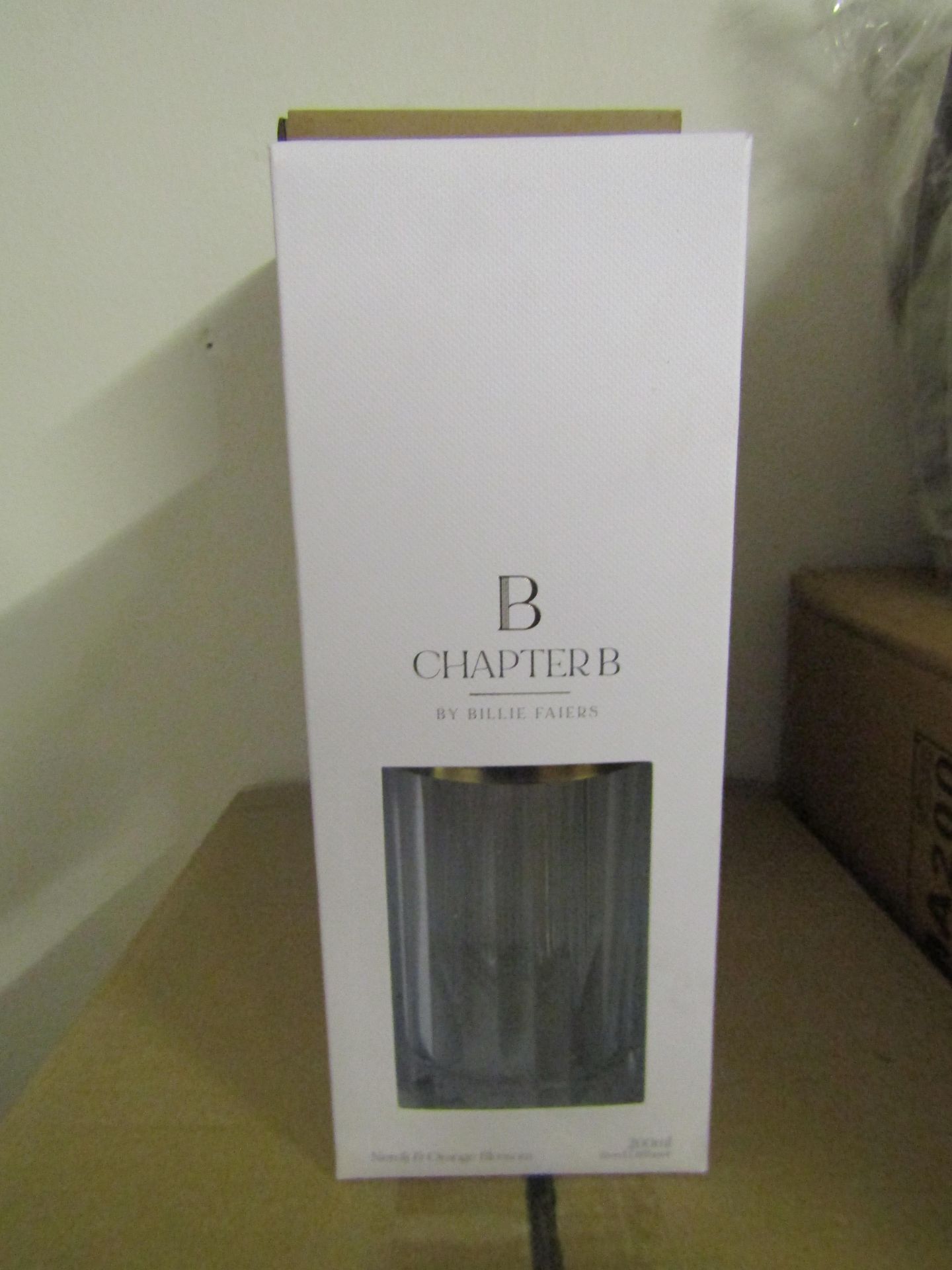 2x Chapter B Ribbed Diffuser With Decorative Lid - Good Condition & Boxed.