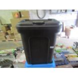 Pet Favourites 30L Large Pet Food Container, Black - Looks To Be In Good Condition.