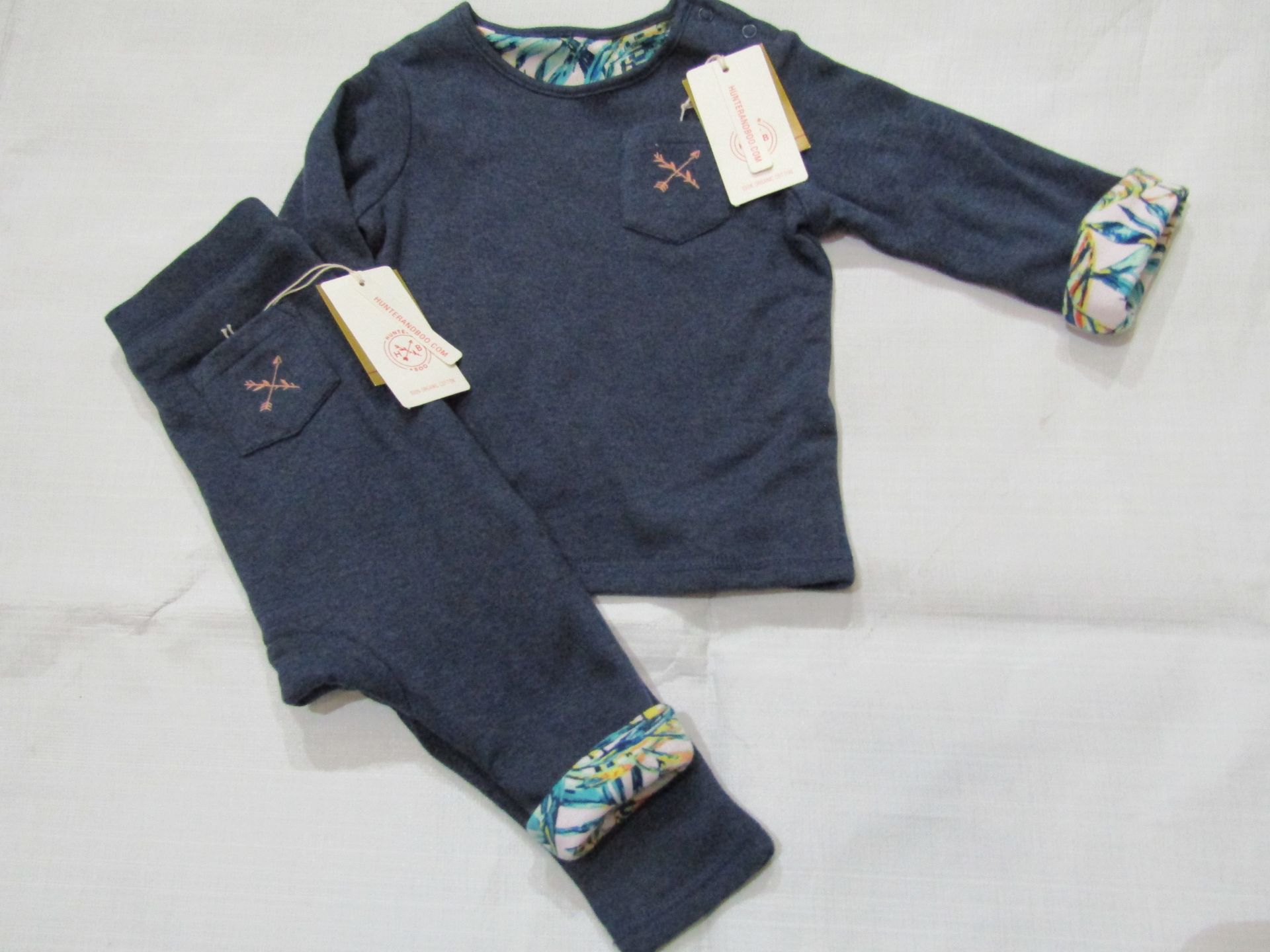 Hunter & Boo Reversible Sweater & Leggings Palawan/Navy Aged 12-24 Months New & Packaged RRP Sweater