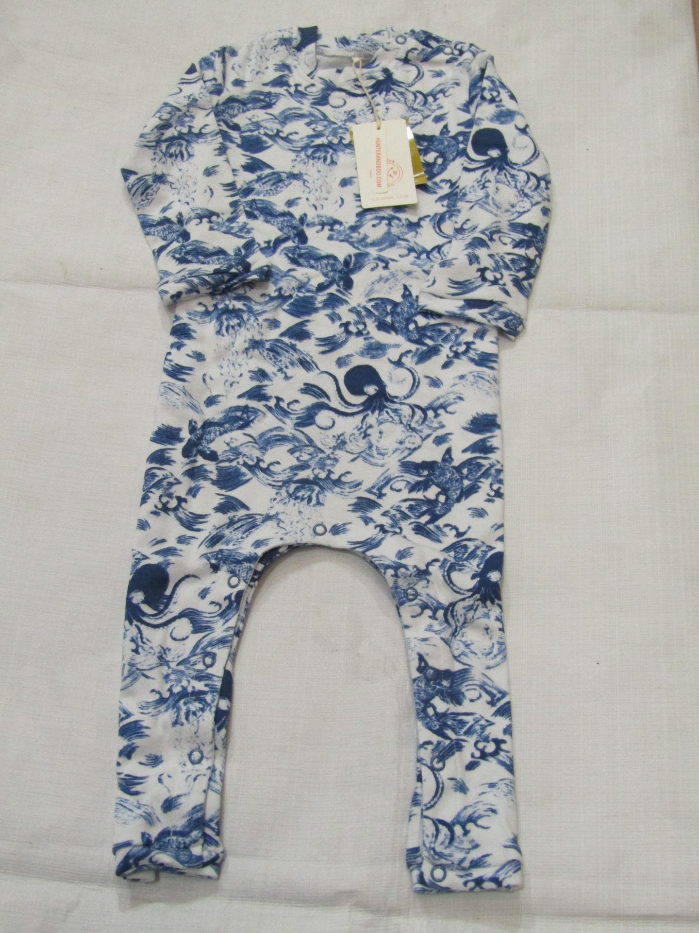 Hunter & Boo Kayio Print Sleepsuit Aged 12-24 Months New & Packaged RRP £25