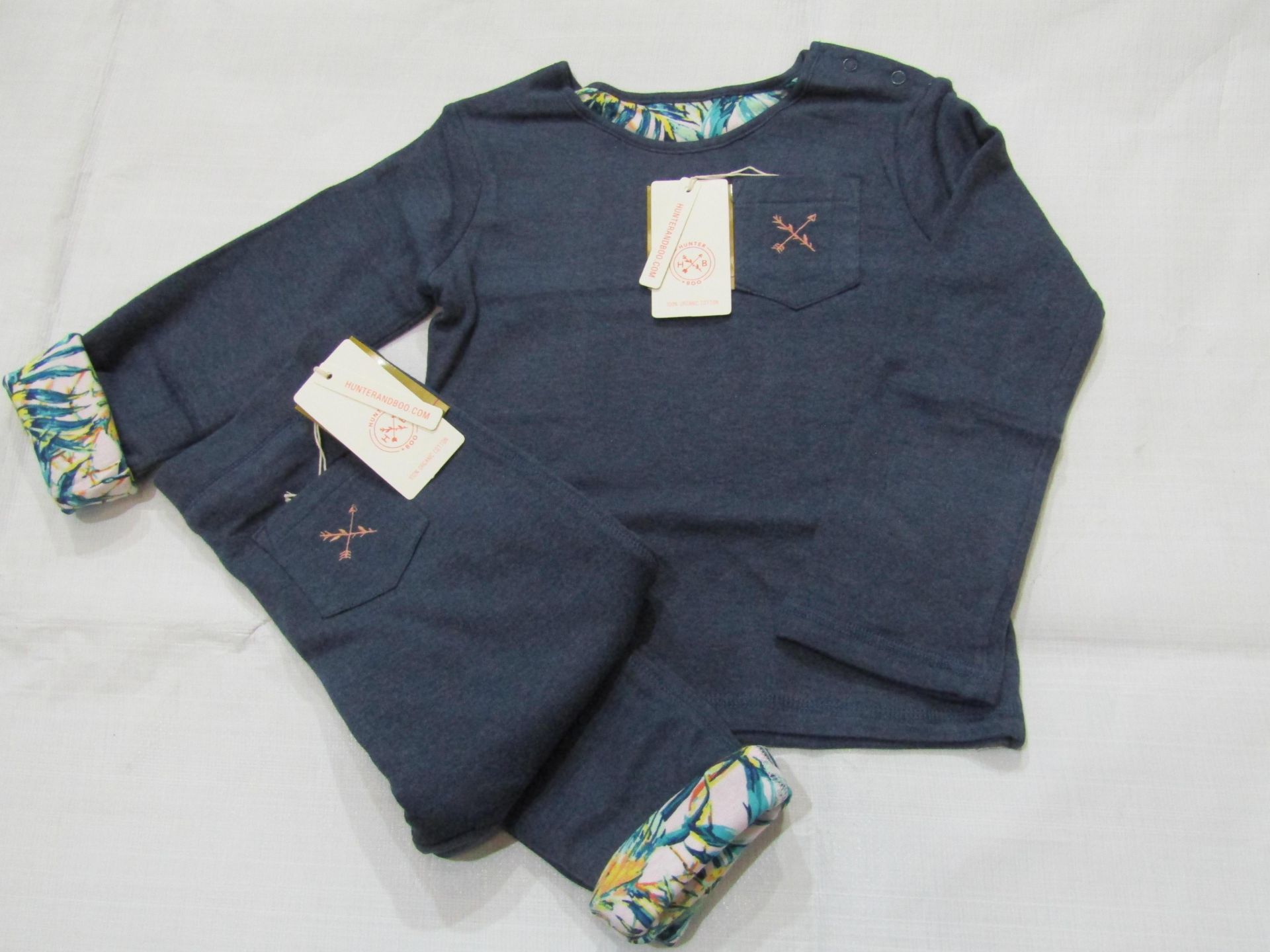 Hunter & Boo Reversible Sweater & Leggings Palawan/Navy Aged 4-5 yrs New & Packaged RRP Sweater £