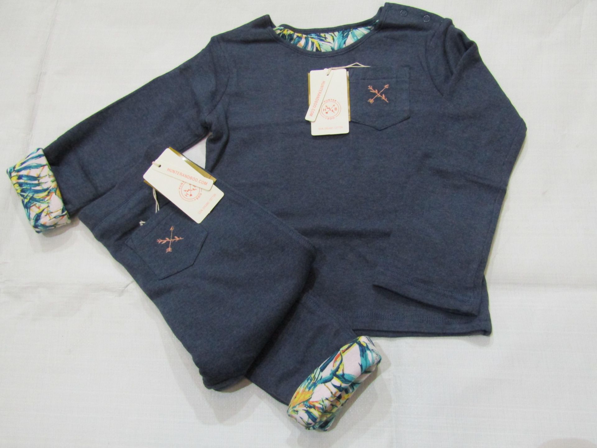 Hunter & Boo Reversible Sweater & Leggings Palawan/Navy Aged 3-4 yrs New & Packaged RRP Sweater £