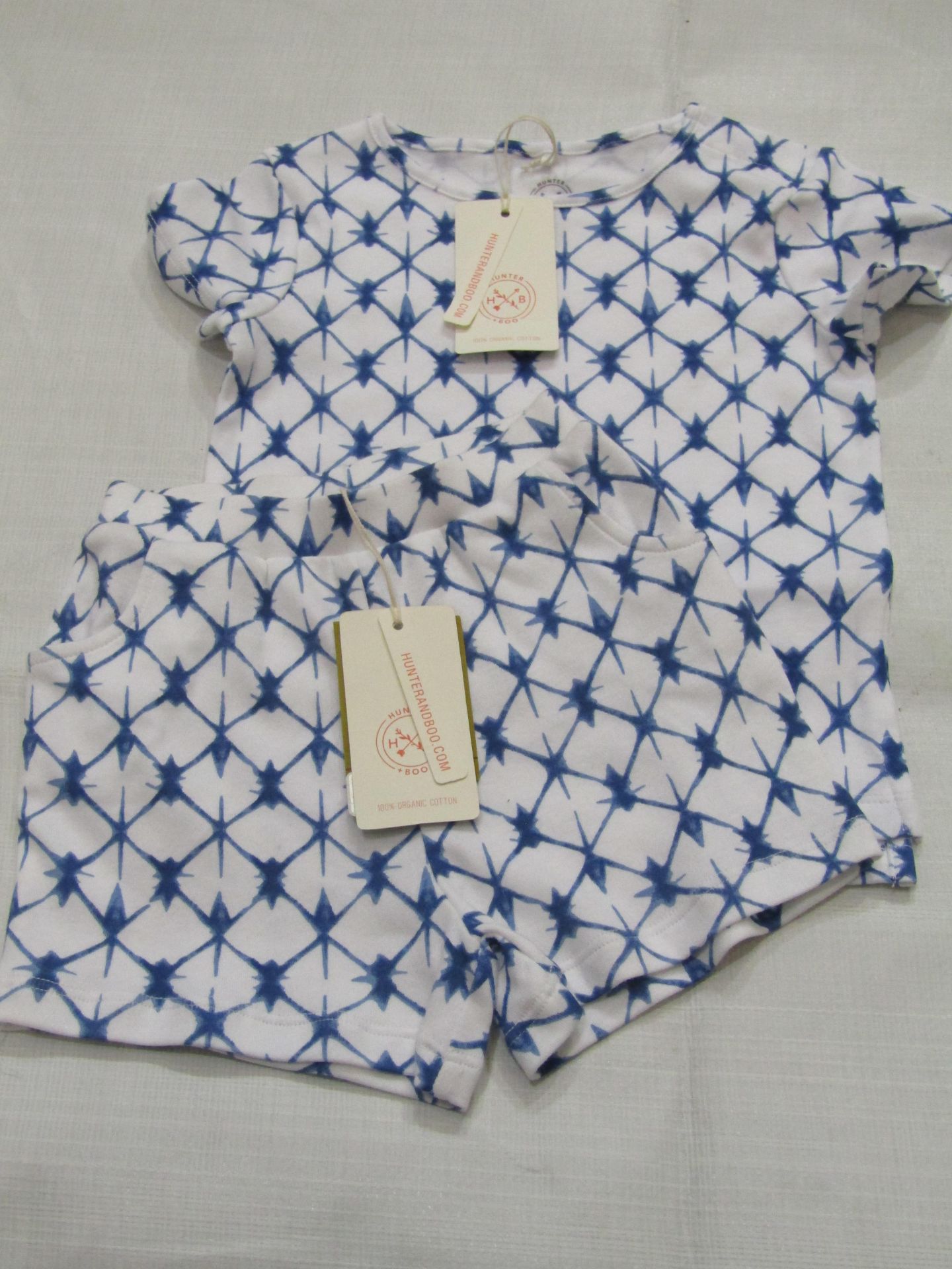 Hunter & Boo Shibori Blue T/Shirt & Shorts Aged 4-5 yrs New & Packaged RRP £13 Each