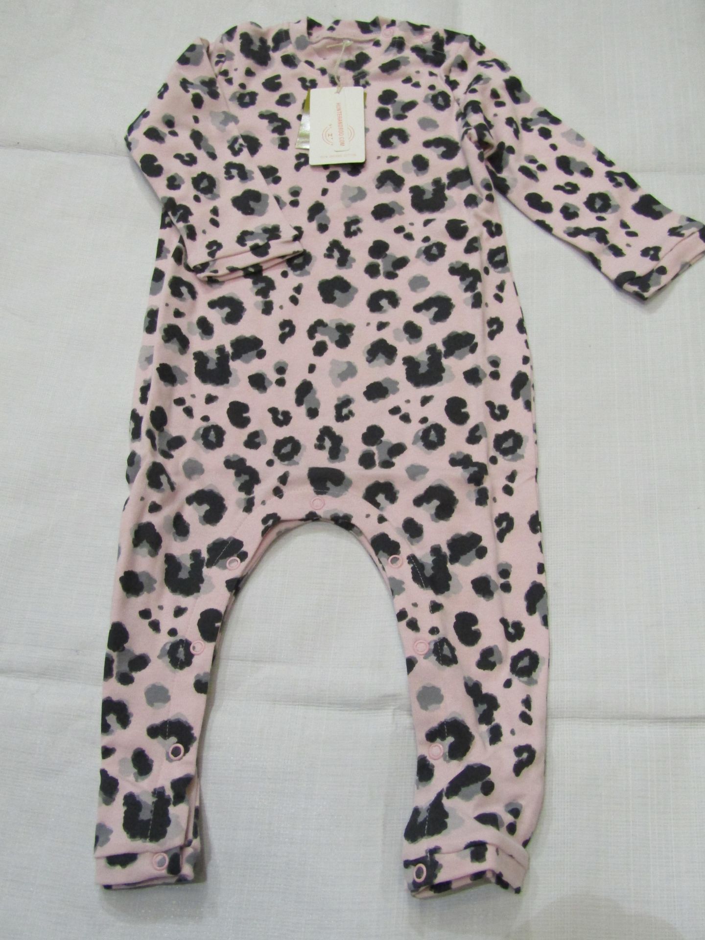 Hunter & Boo Yala Pink Sleepsuit Aged 12-24 Months New & Packaged RRP £24