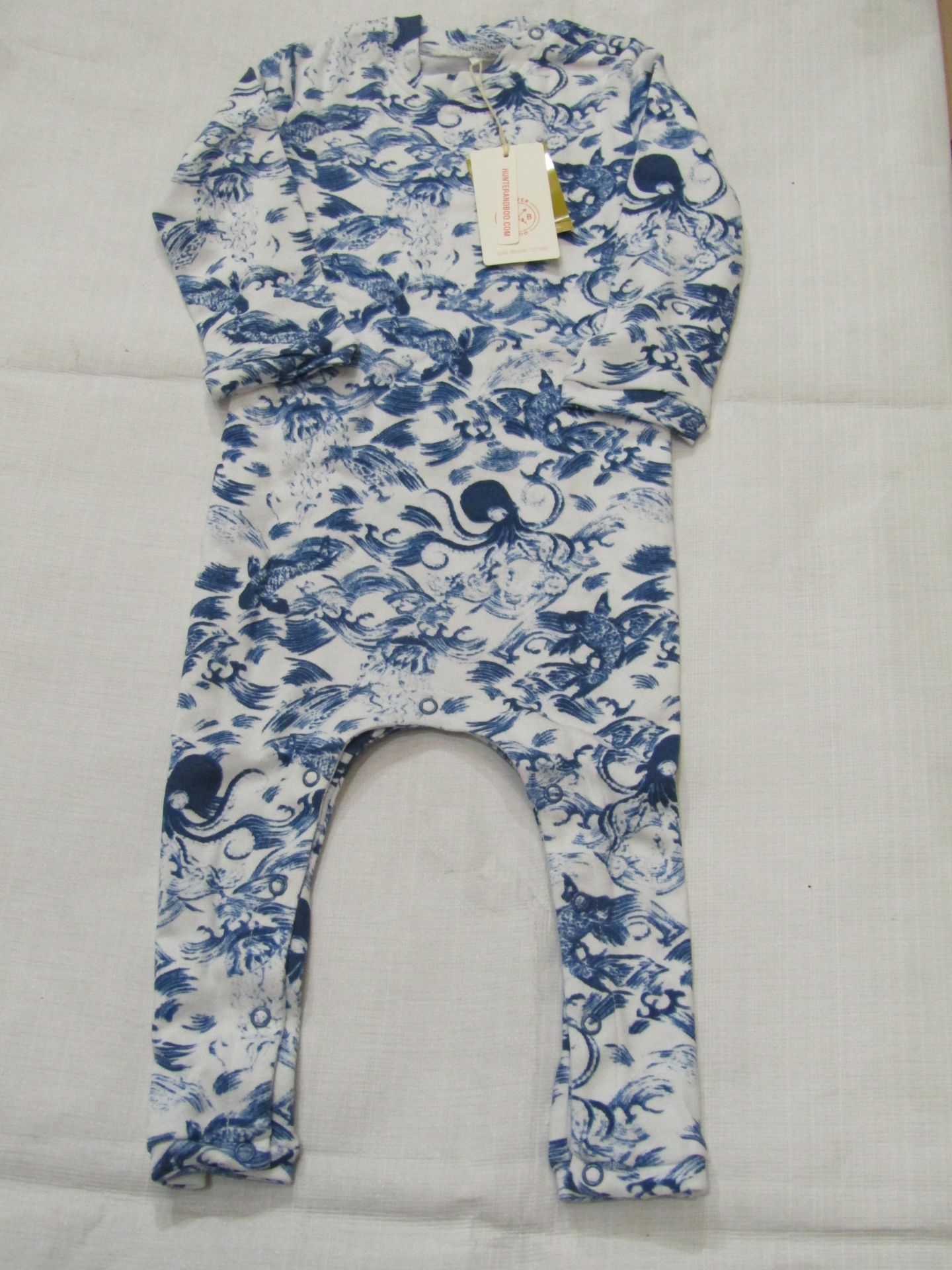 Hunter & Boo Kayio Print Sleepsuit Aged 12-24 Months New & Packaged RRP £25