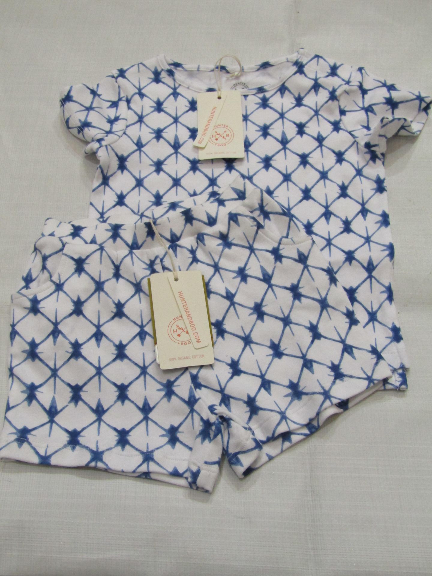 Hunter & Boo Shibori Blue T/Shirt & Shorts Aged 4-5 yrs New & Packaged RRP £13 Each