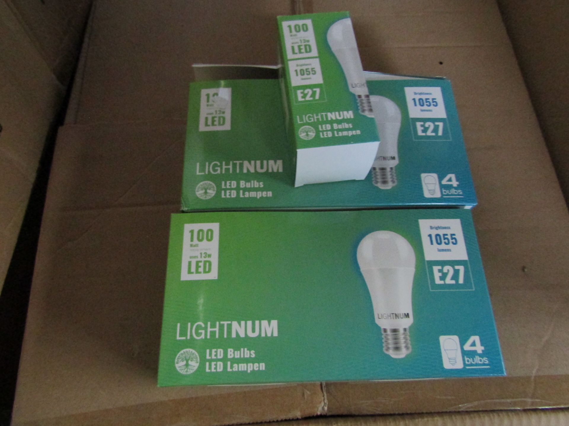 5X LIGHTNUM - E27 1055 Lumen LED Light Bulbs - Pack of 4 - New & Boxed.