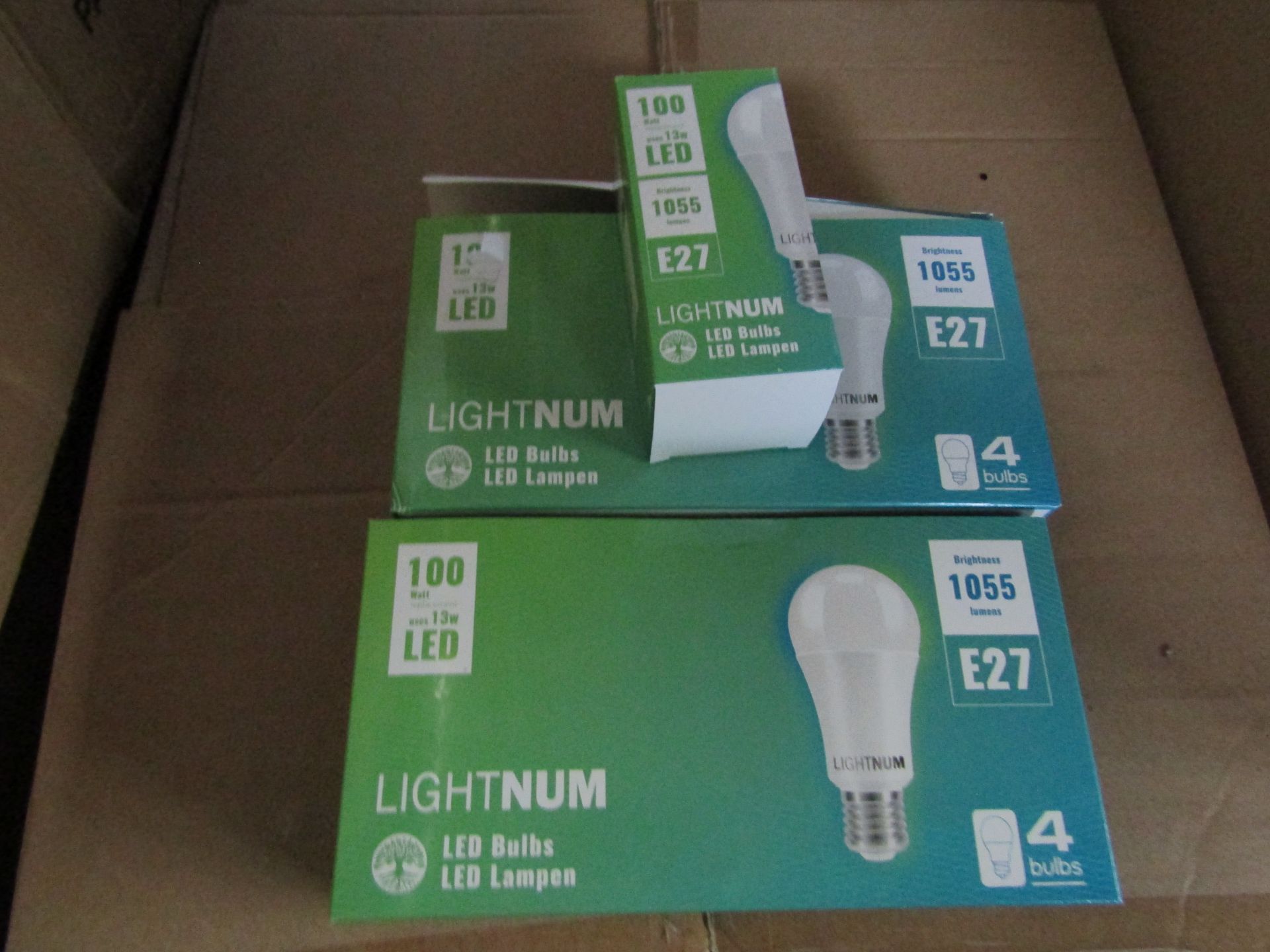 5X LIGHTNUM - E27 1055 Lumen LED Light Bulbs - Pack of 4 - New & Boxed.