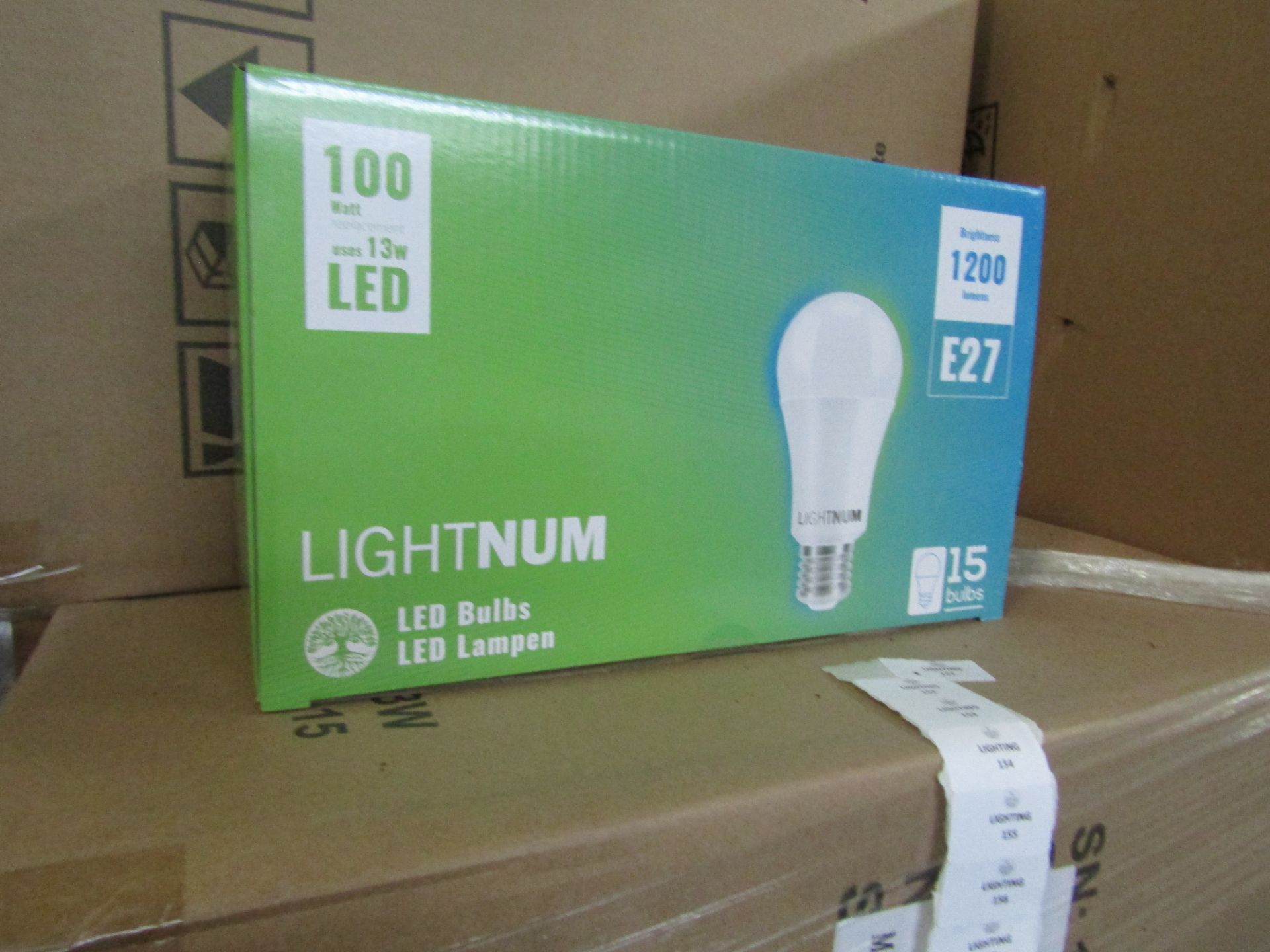 2X LIGHTNUM - E27 1200 Lumen LED Light Bulbs - Pack of 15 - New & Boxed.