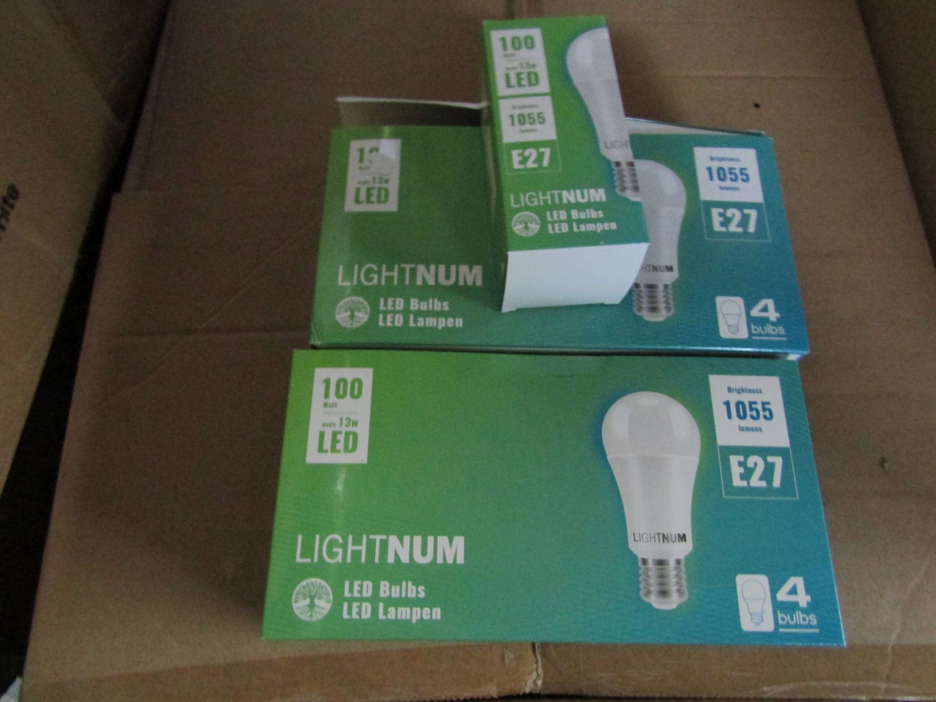 5X LIGHTNUM - E27 1055 Lumen LED Light Bulbs - Pack of 4 - New & Boxed.