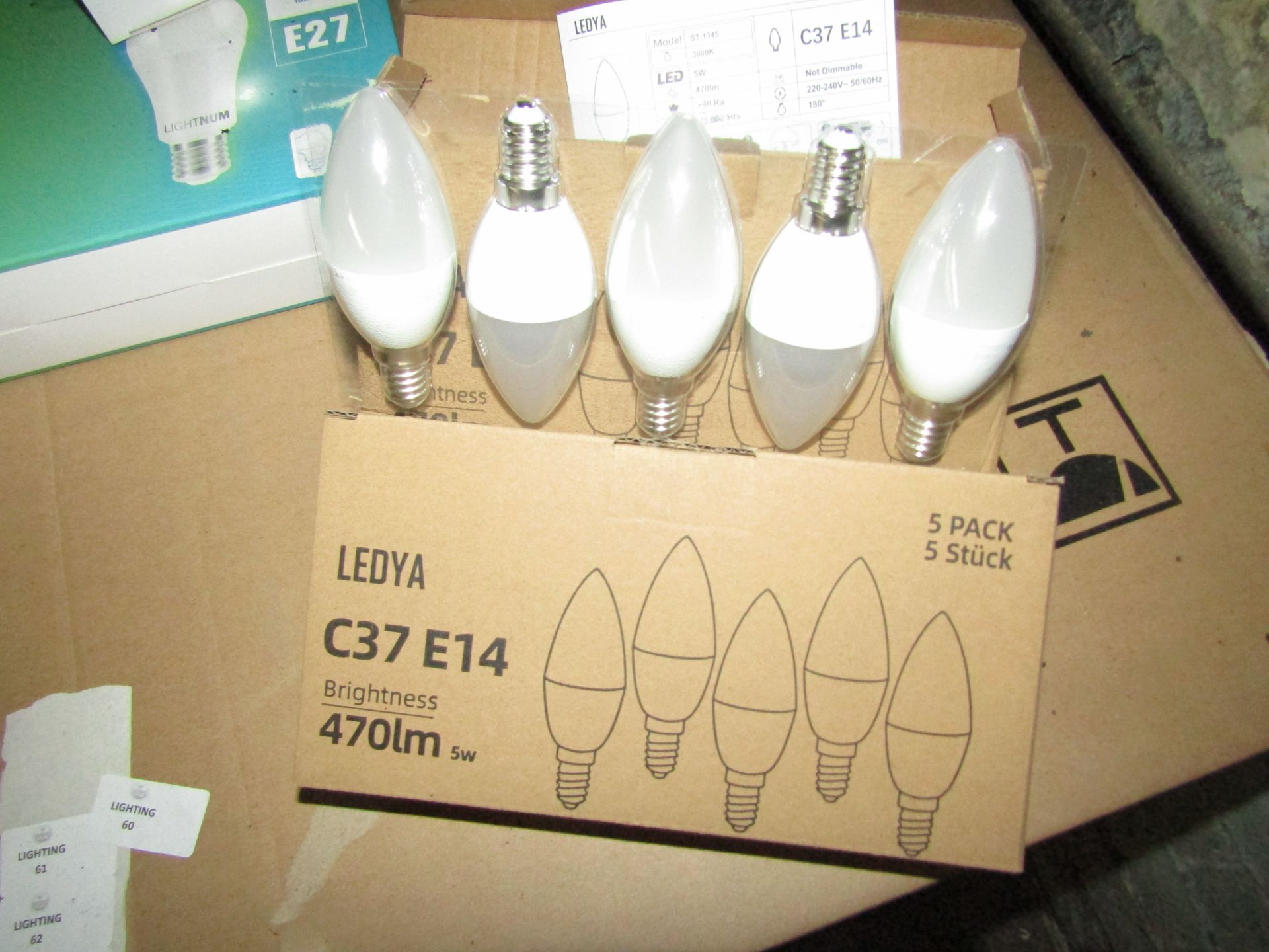 2X LEDYA - C37 E14 470 Lumen LED Light Bulbs - Pack of 5 - New & Boxed.