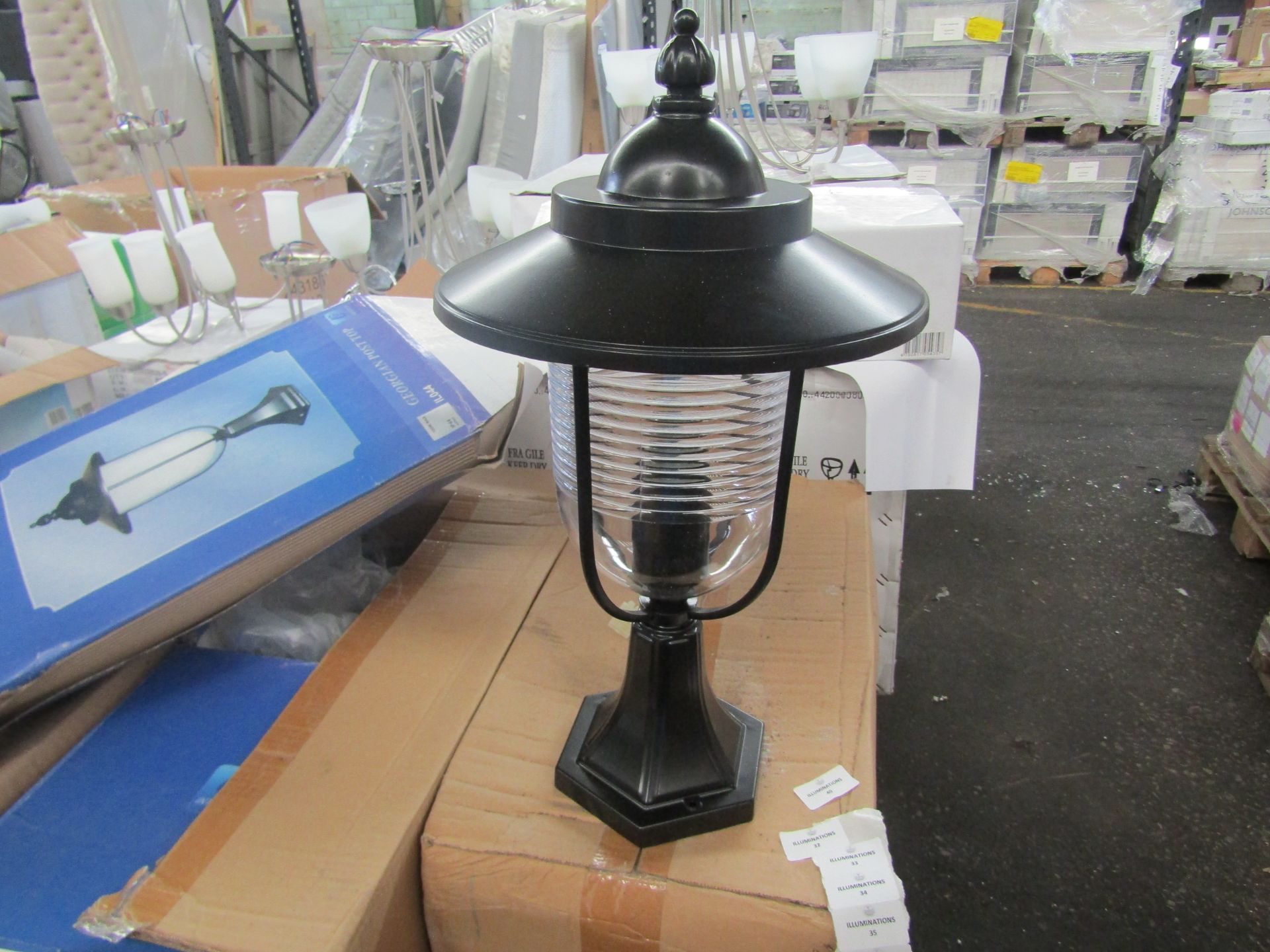 Integrity Lighting black outdoor Georgian post top. H44CM X W24CM. New & Boxed (boxes are shop