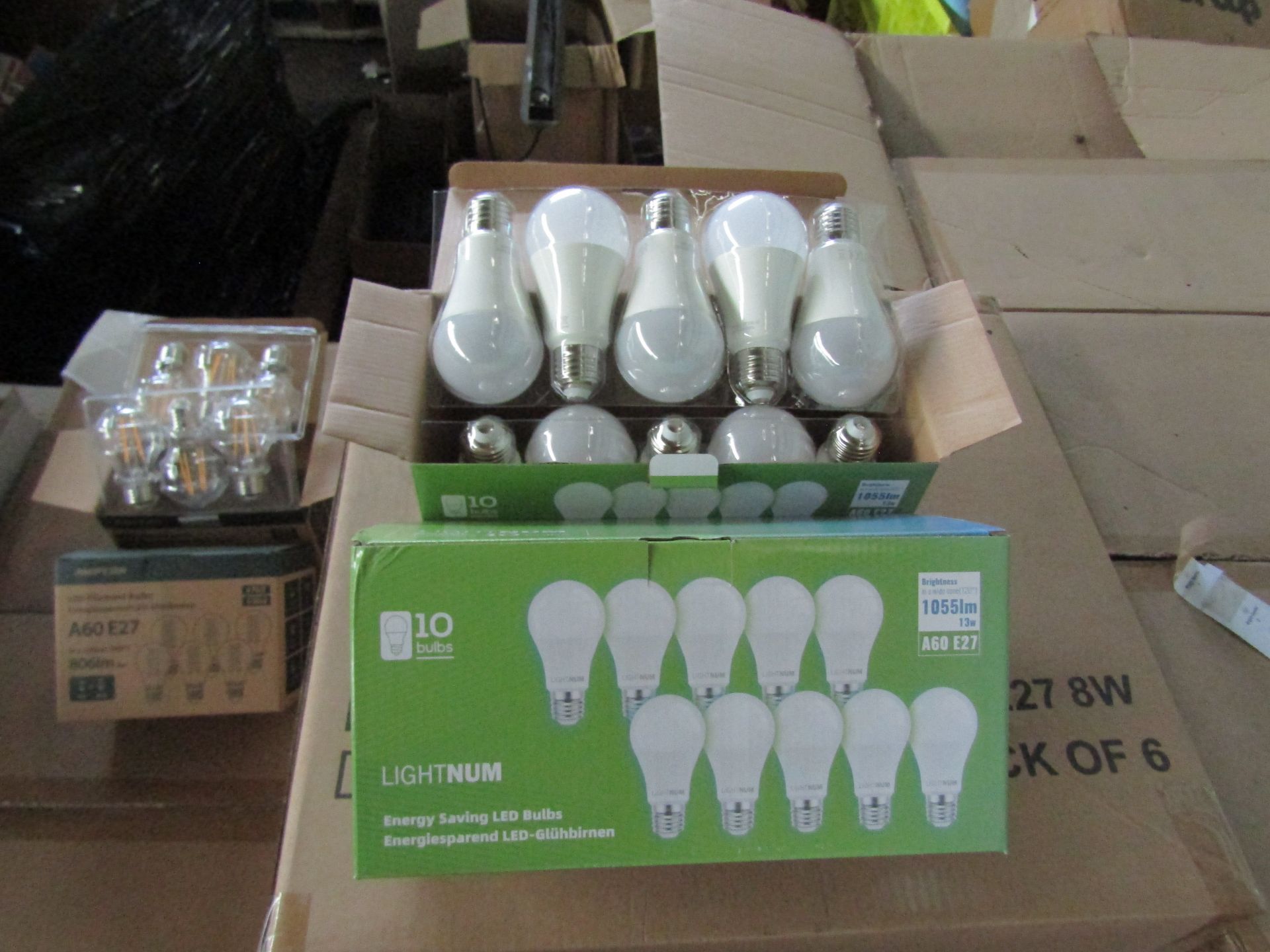 2X LIGHTNUM - A60 E27 1055 Lumen LED Light Bulbs - Pack of 10 - New & Boxed.