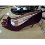 JD Williams Joanna Hope Ladies Purple Heeled Shoes, Size: 4EEE - Unused & Boxed.
